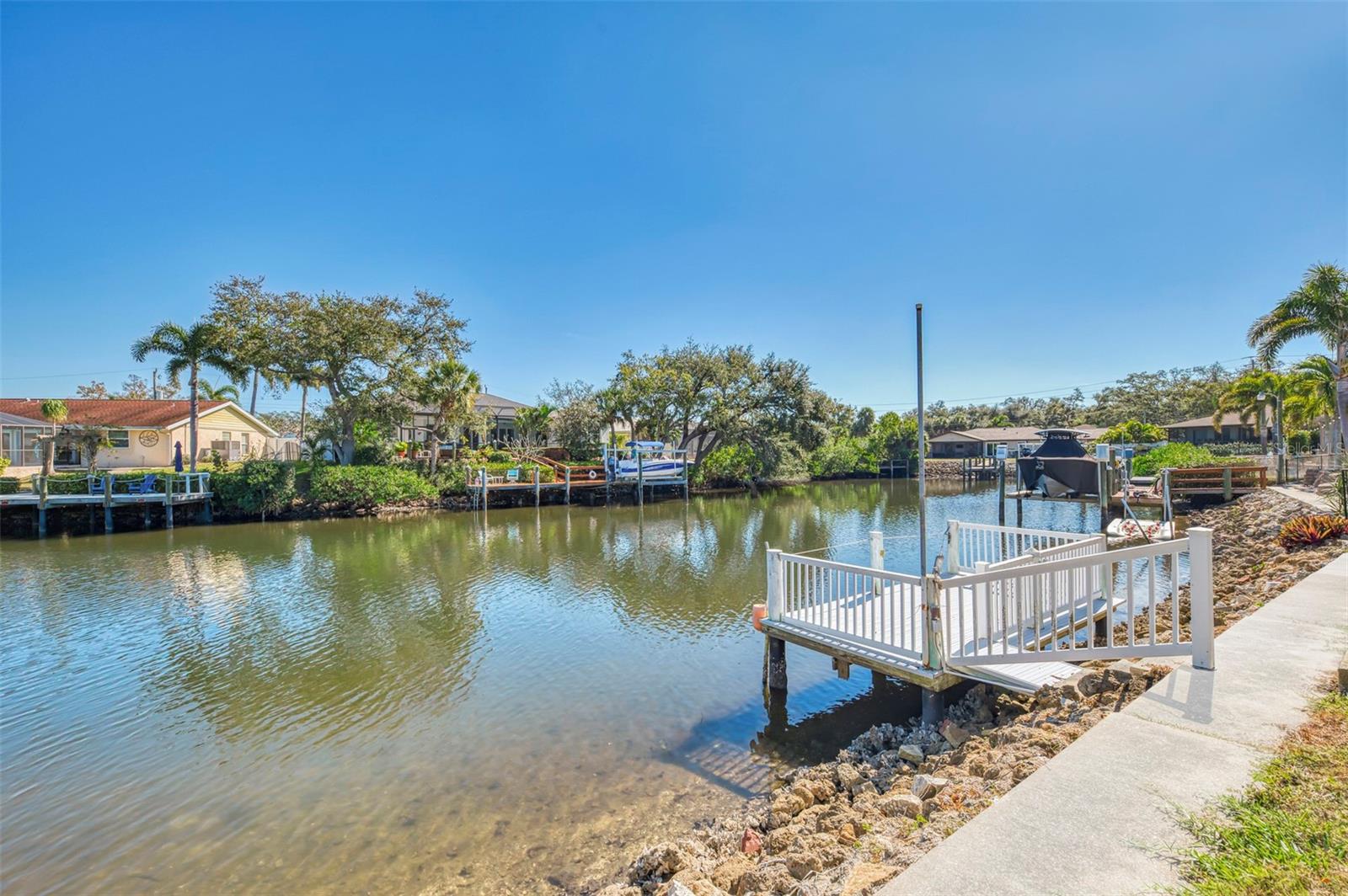 602 PORTIA ST N, NOKOMIS, FL, 34275