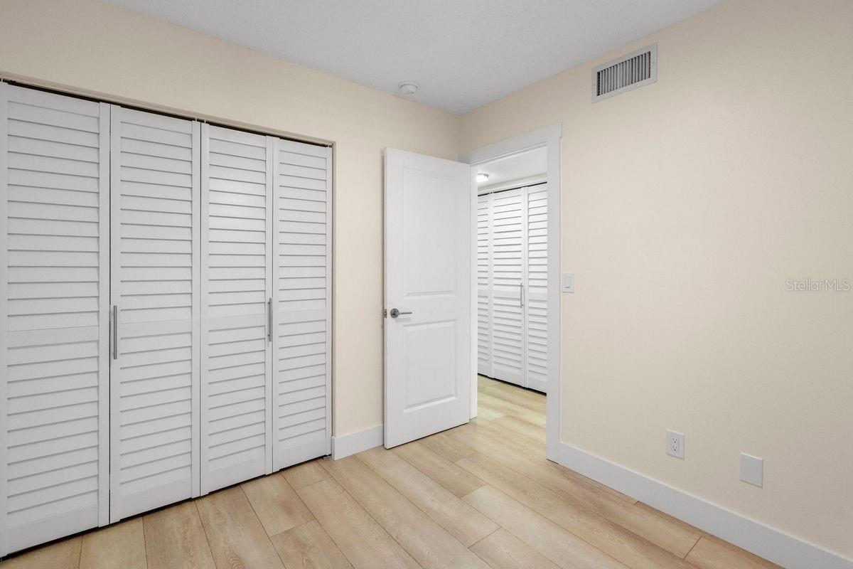 Office Entry / Closet