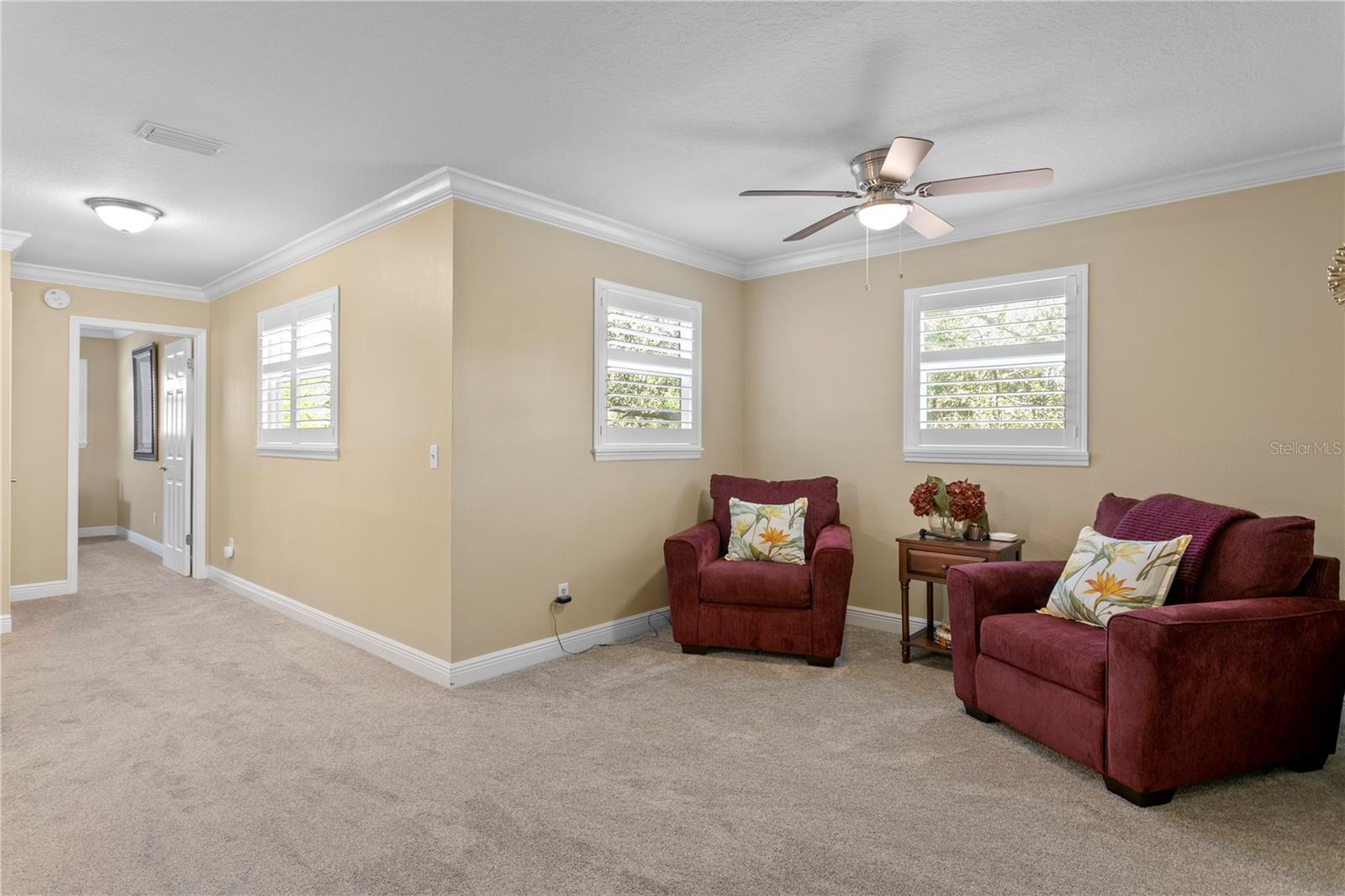 2701 W BAY AVE, TAMPA, FL, 33611