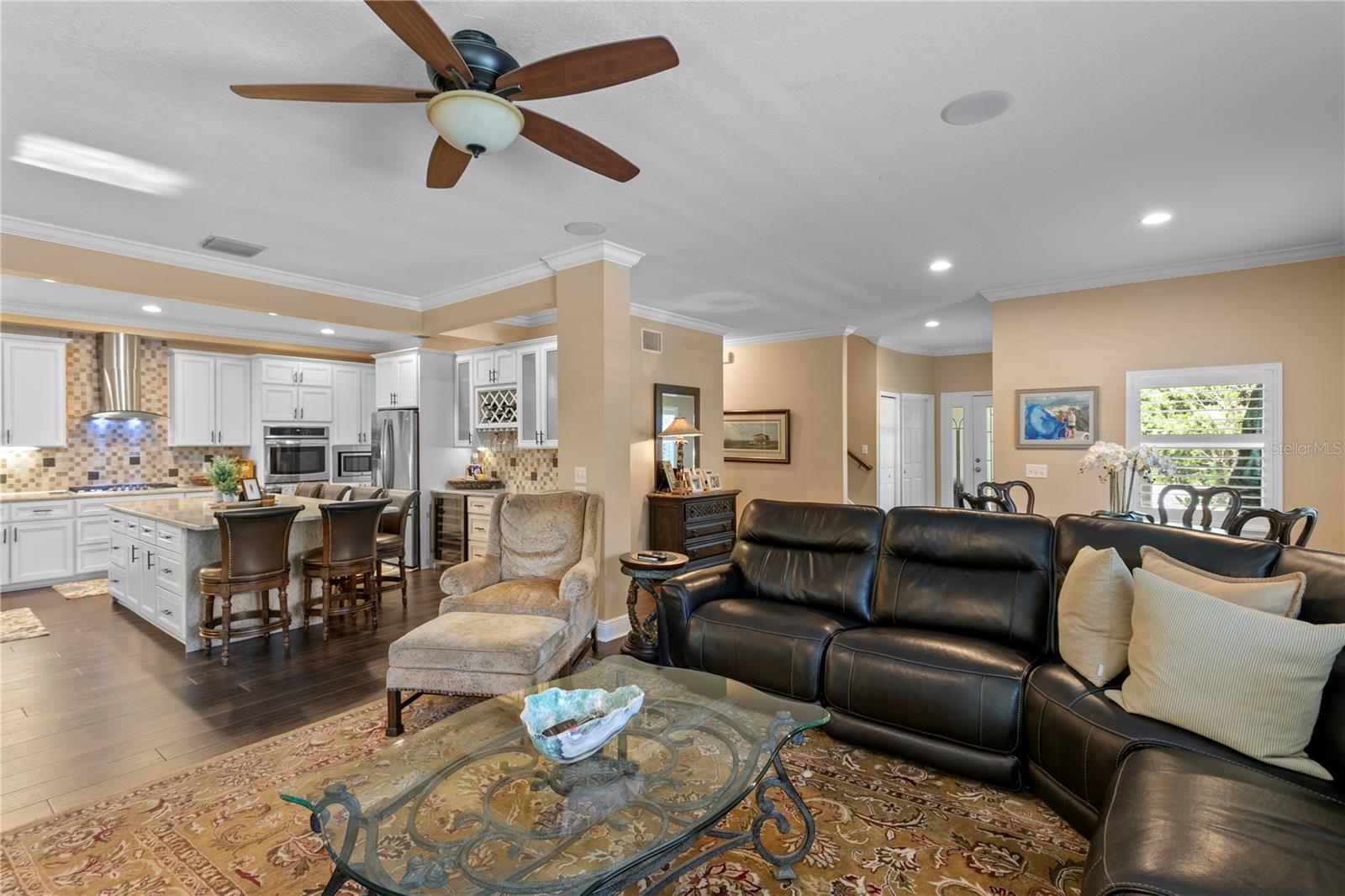 2701 W BAY AVE, TAMPA, FL, 33611