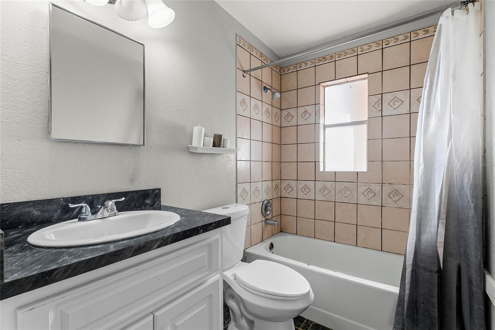 230 ROOSEVELT SQ, OVIEDO, FL, 32765