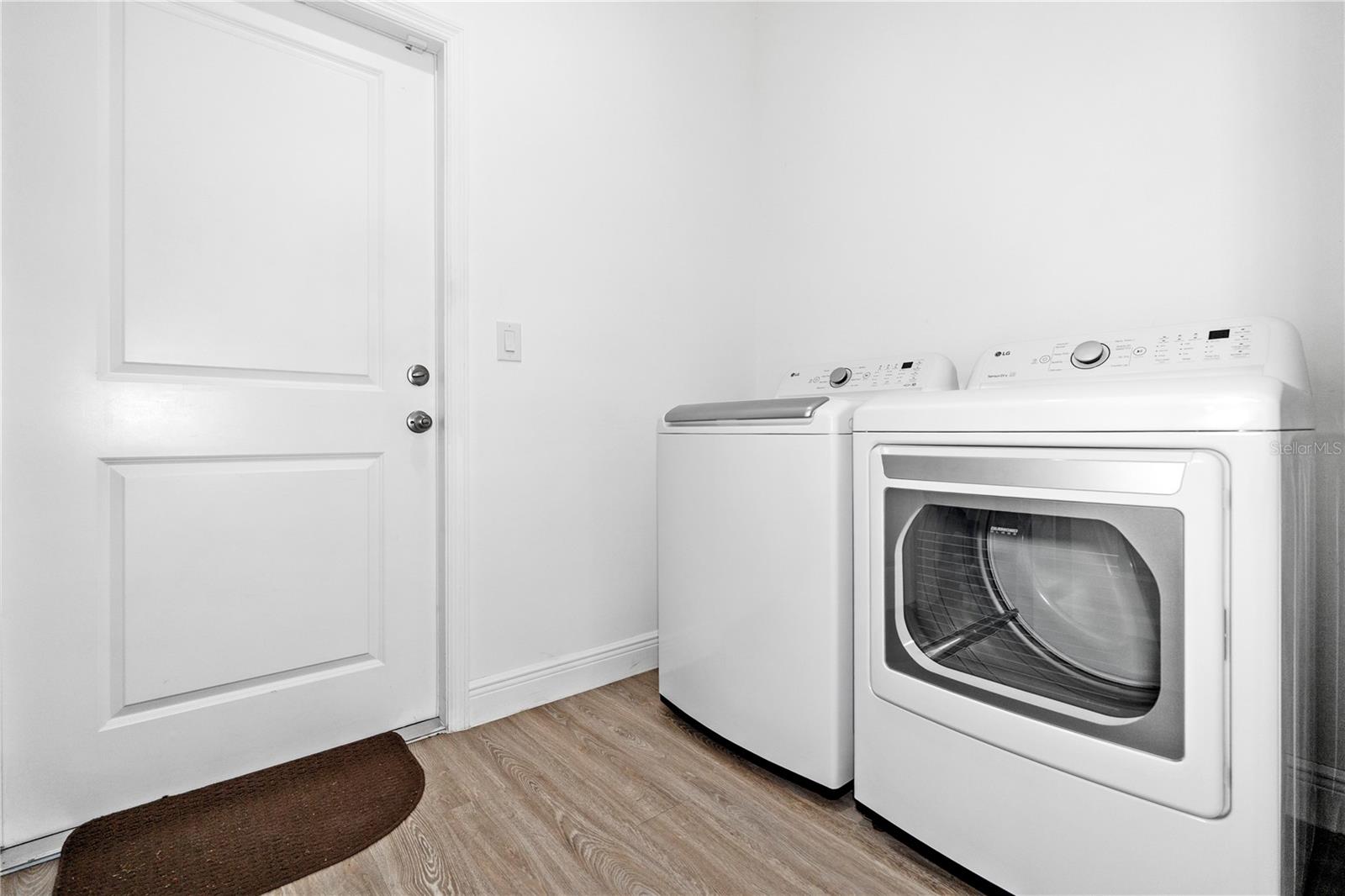 8031 SANDY CIR, LABELLE, FL, 33935