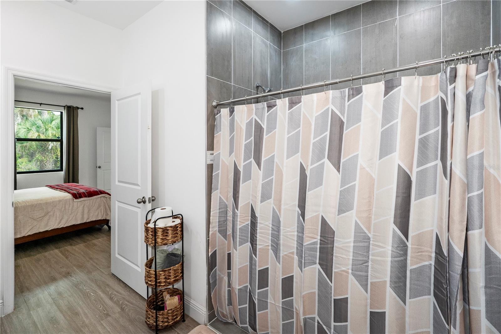 8031 SANDY CIR, LABELLE, FL, 33935