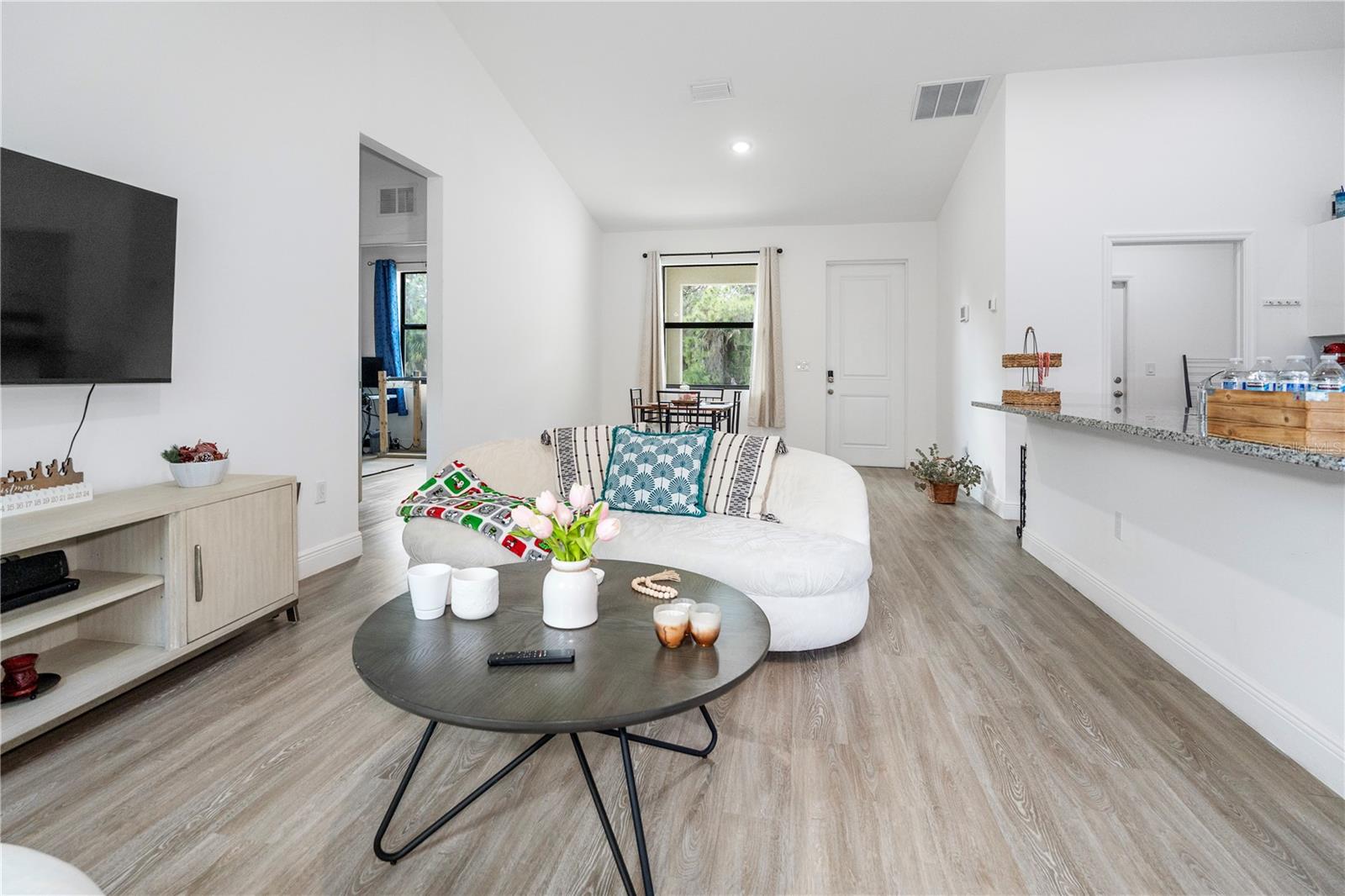 8031 SANDY CIR, LABELLE, FL, 33935