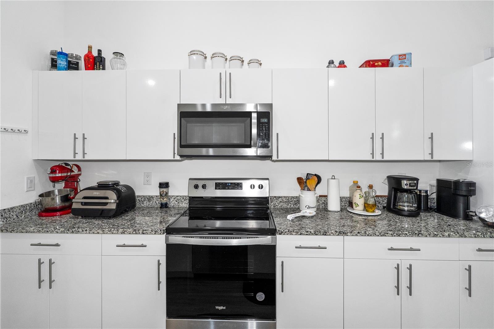 8031 SANDY CIR, LABELLE, FL, 33935