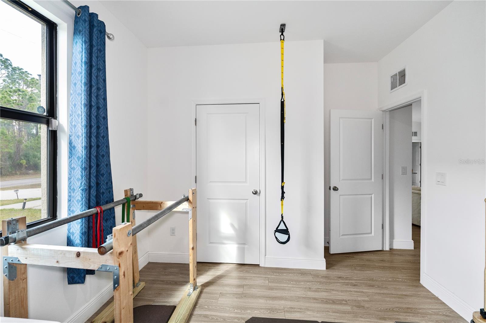 8031 SANDY CIR, LABELLE, FL, 33935