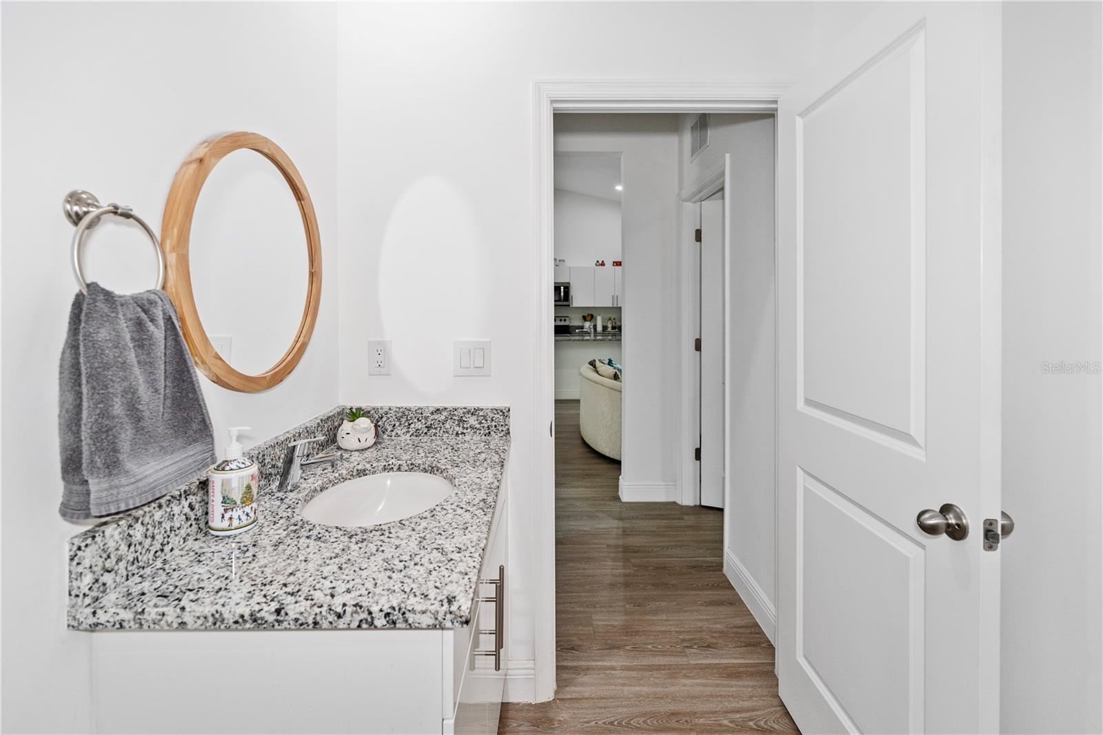 8031 SANDY CIR, LABELLE, FL, 33935