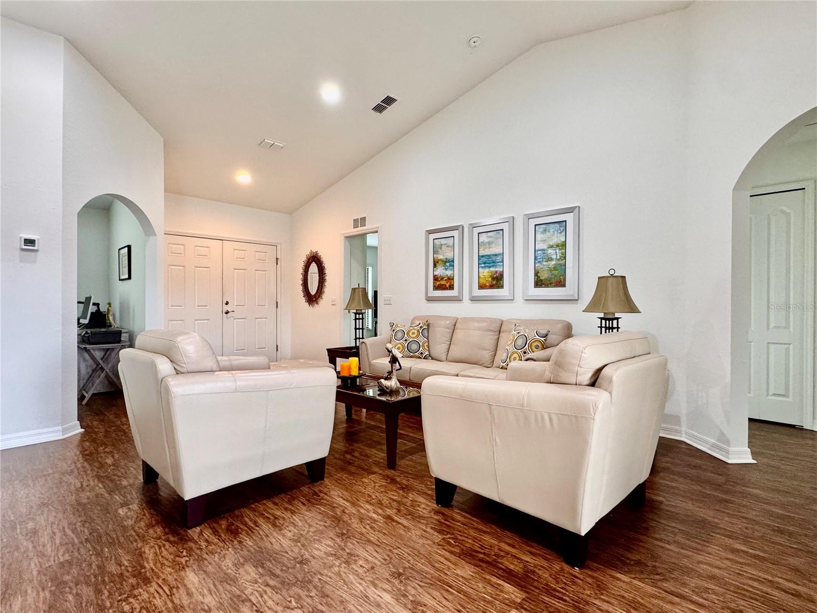 2962 CREEKS CROSSING BLVD, LAKELAND, FL, 33810