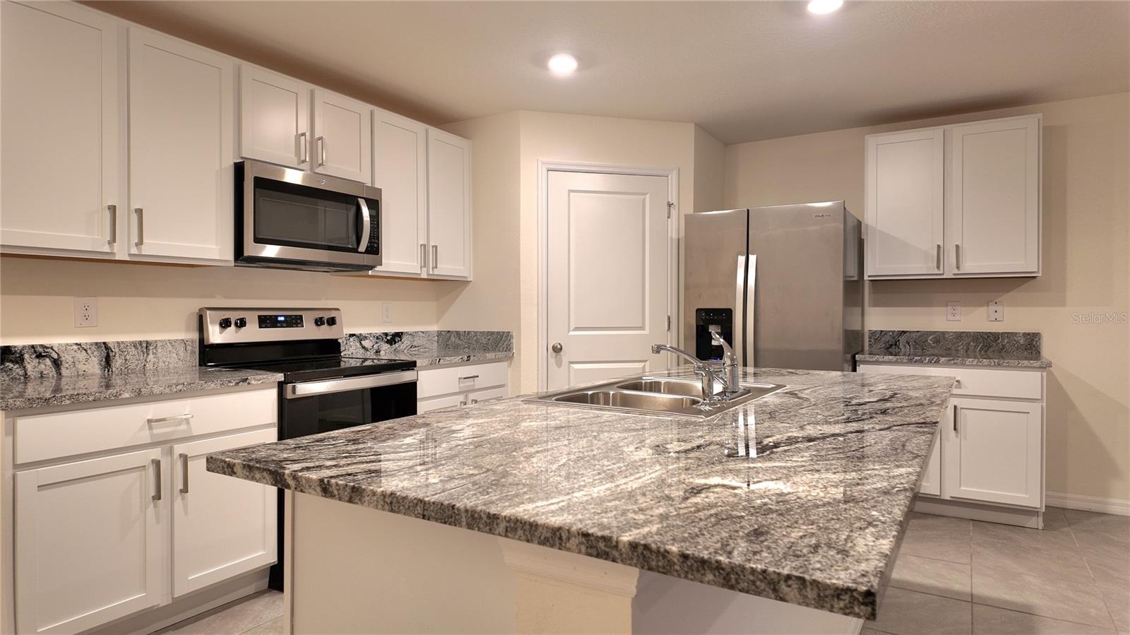 2194 PINTA AVE, SPRING HILL, FL, 34609