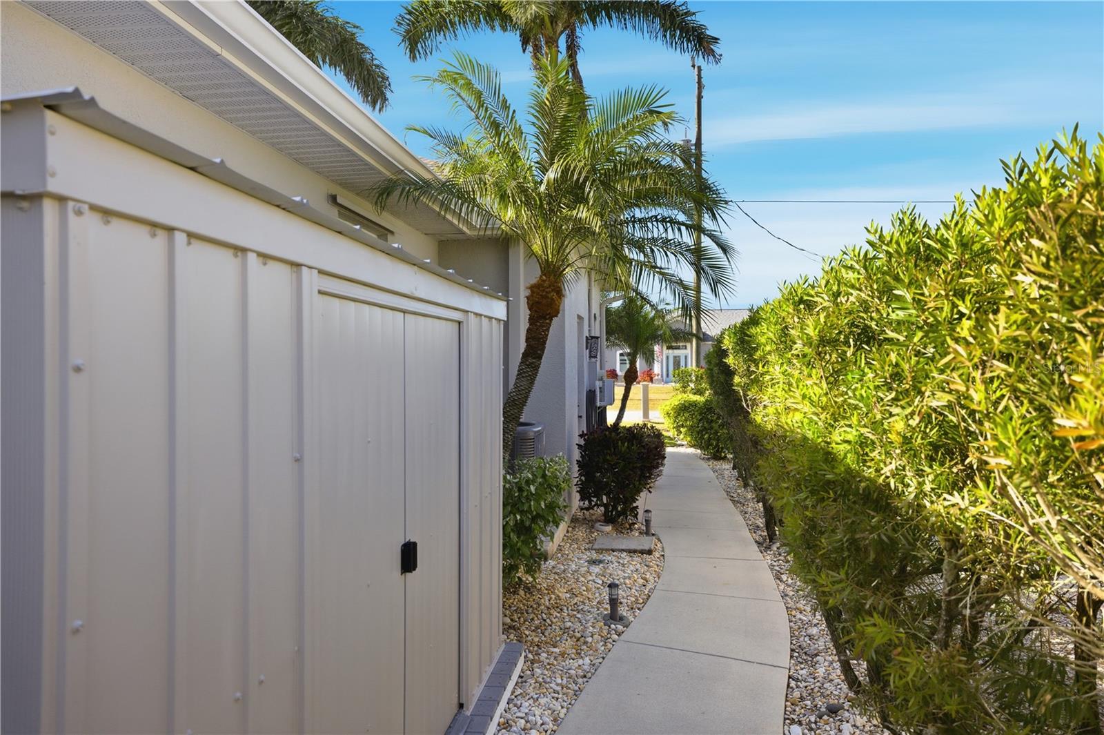 17275 LAKE WORTH BLVD, PORT CHARLOTTE, FL, 33948