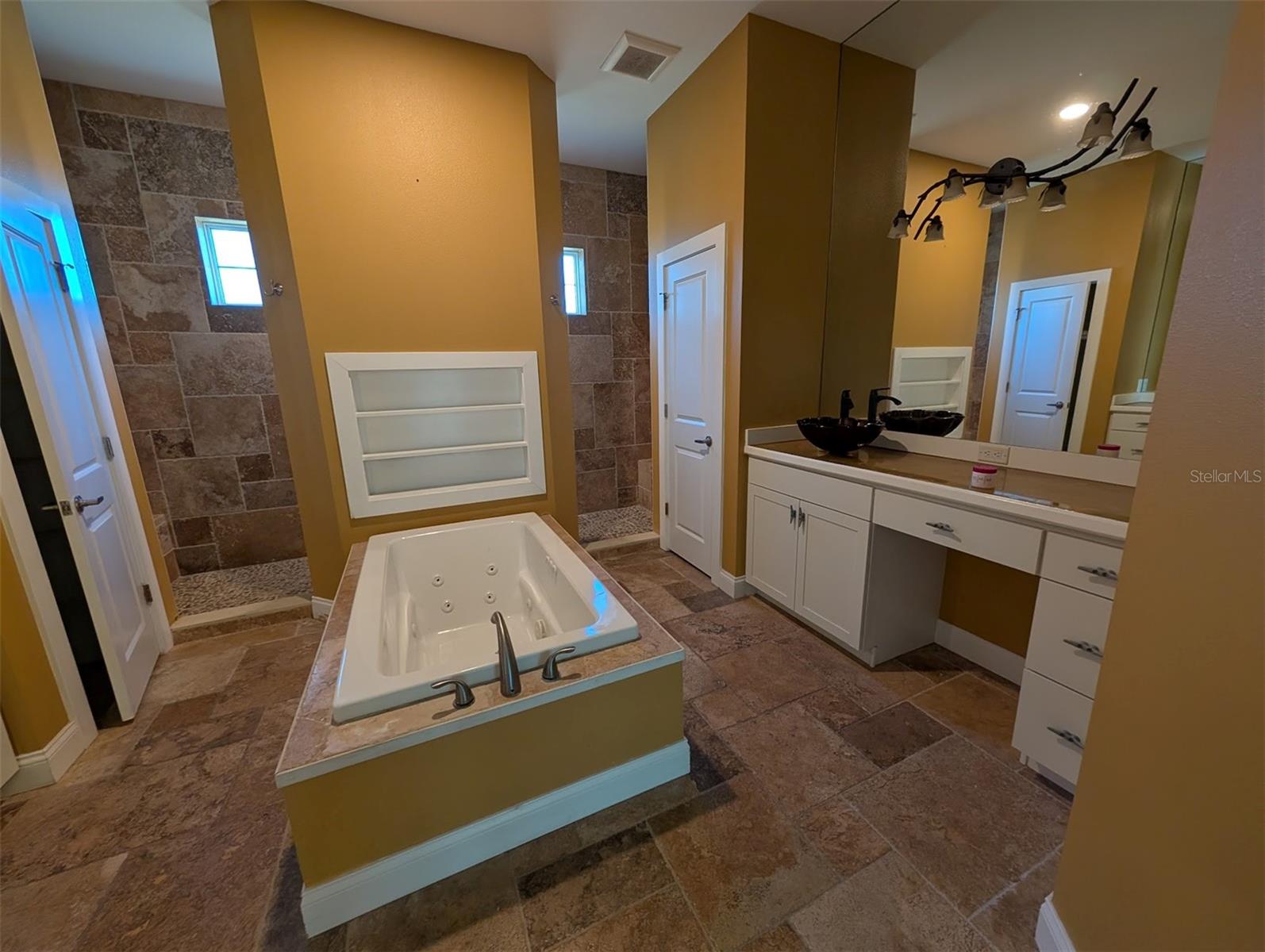 13653 HERITAGE WAY, SARASOTA, FL, 34240