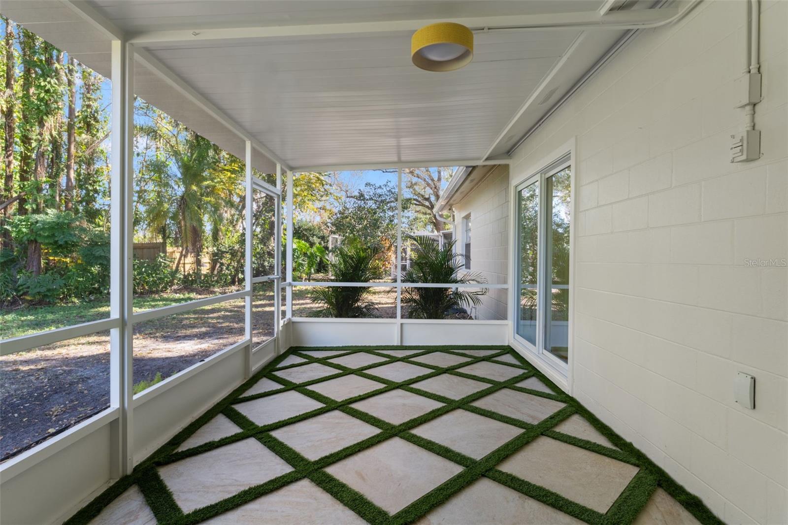 4205 NORTHWIND LN, TAMPA, FL, 33624