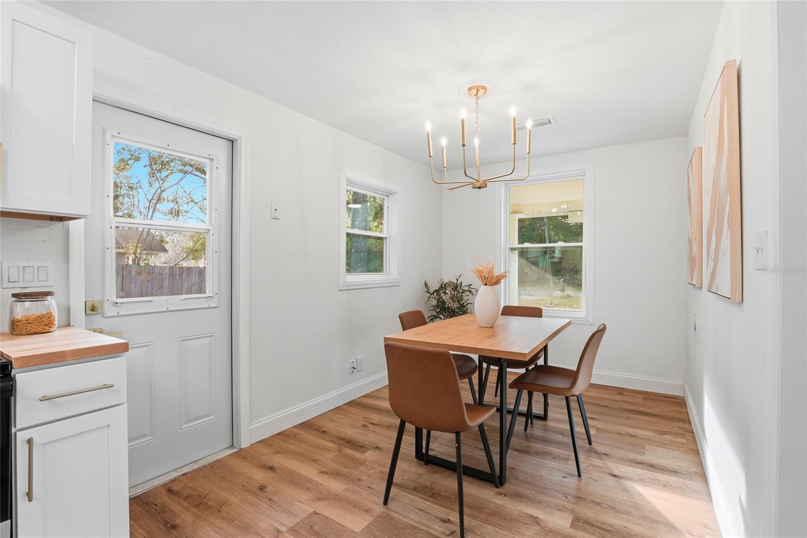 425 SE 2ND ST, WILLISTON, FL, 32696