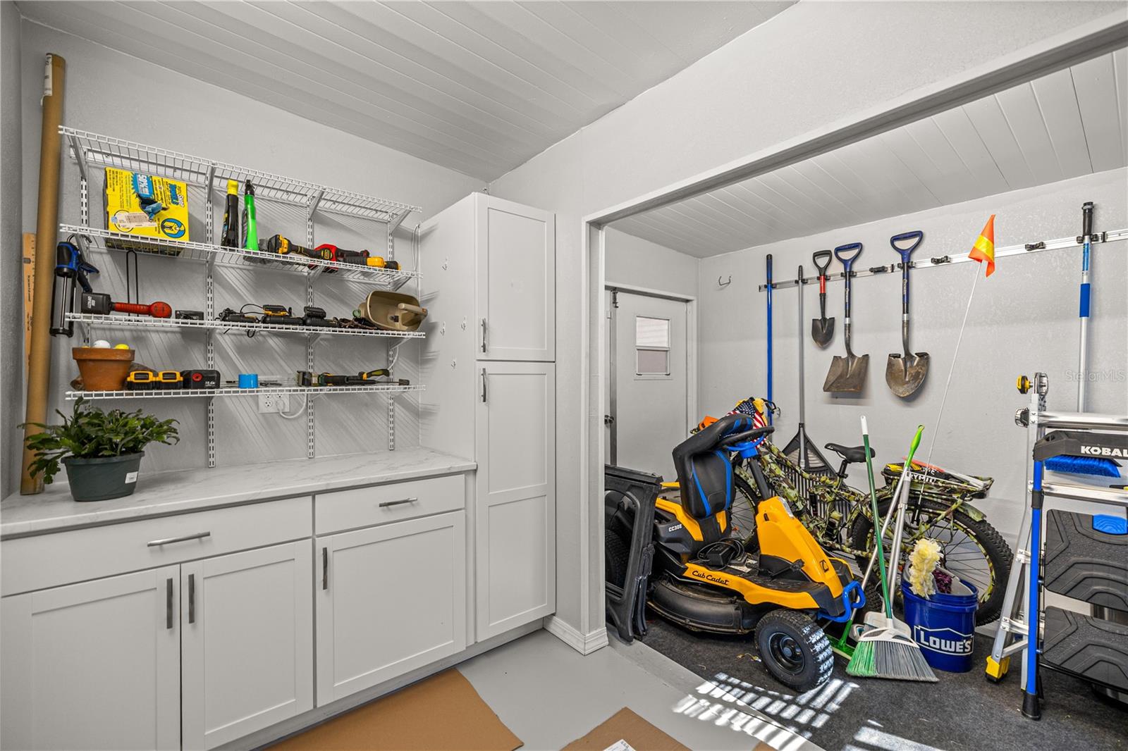 814 ORCHID ST, LADY LAKE, FL, 32159