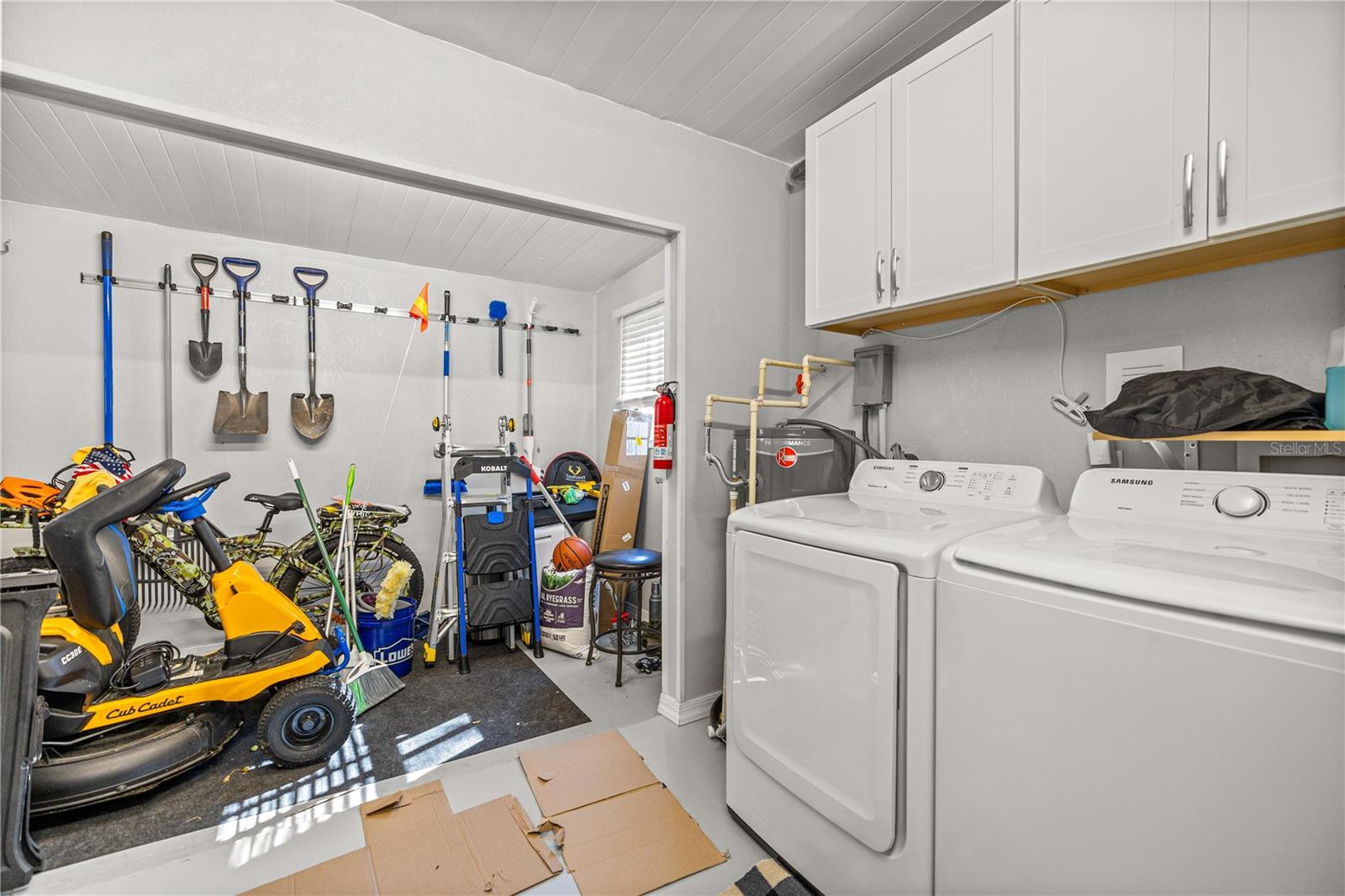 814 ORCHID ST, LADY LAKE, FL, 32159