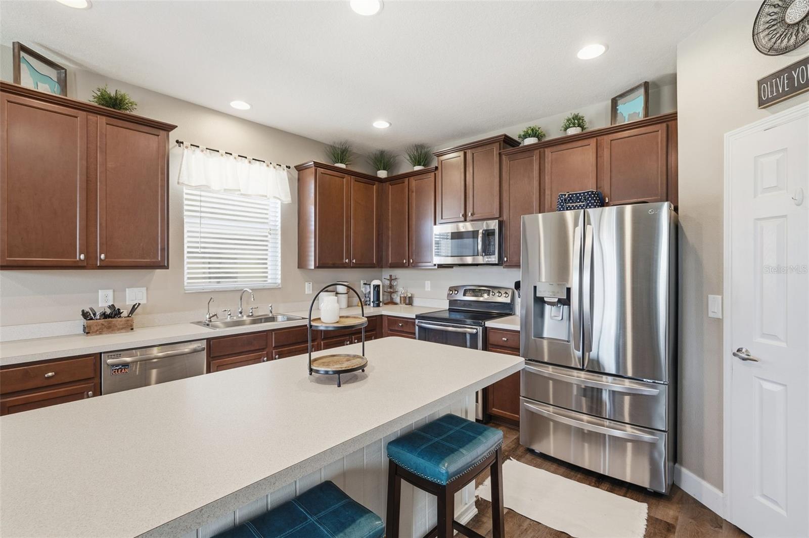 12122 RAMBLING STREAM DR, RIVERVIEW, FL, 33569