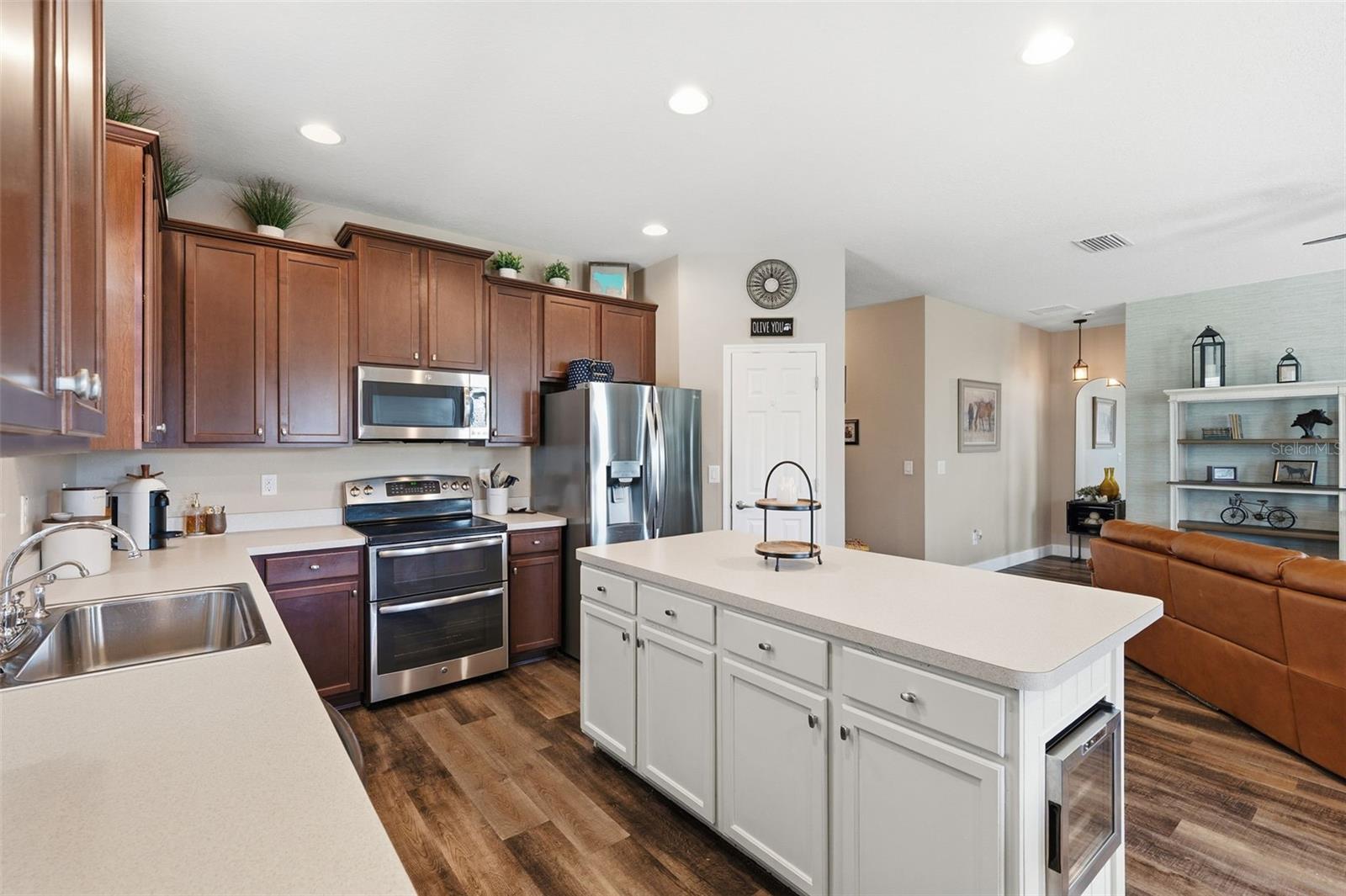 12122 RAMBLING STREAM DR, RIVERVIEW, FL, 33569