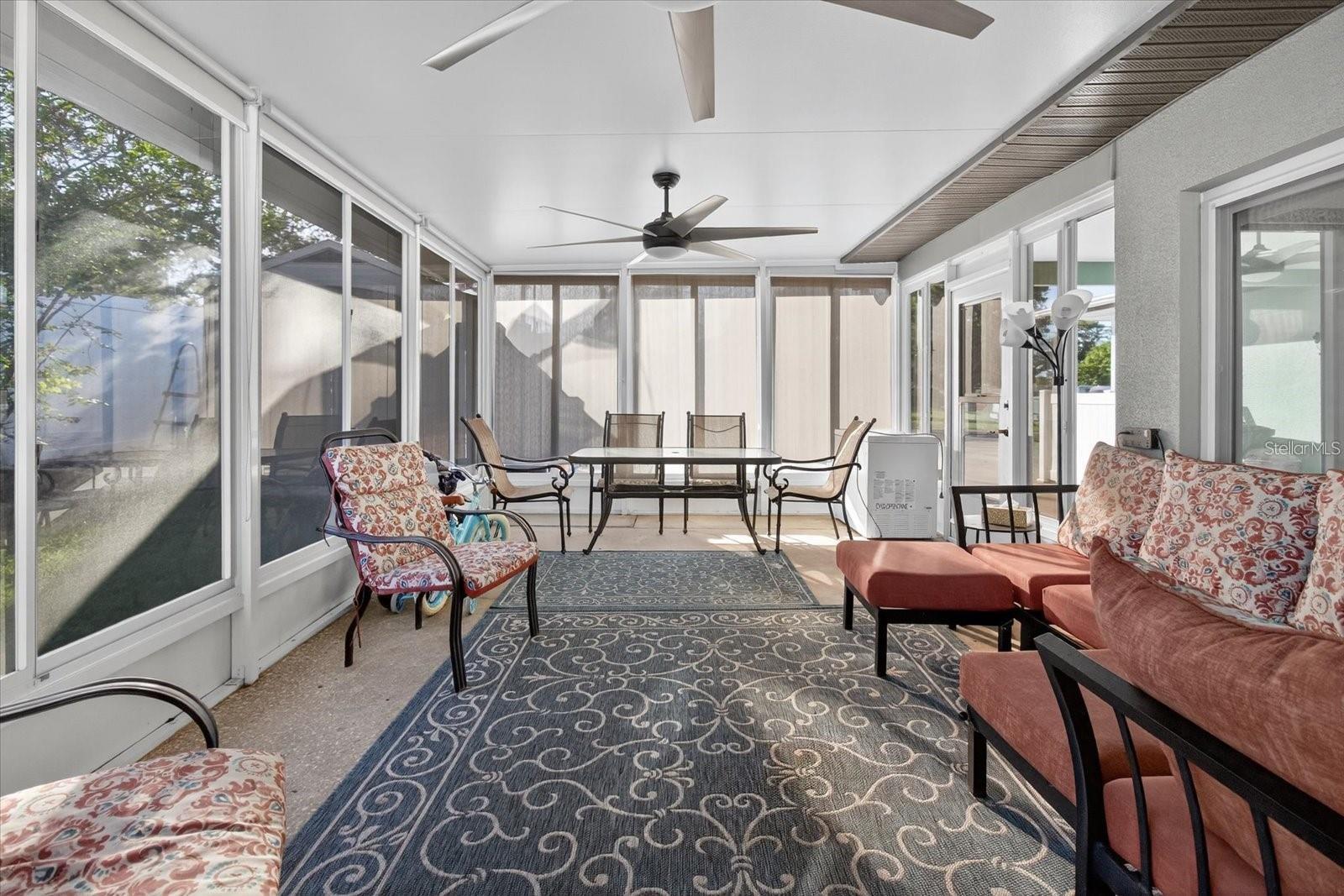 1241 S LAKE DR, CLEARWATER, FL, 33756