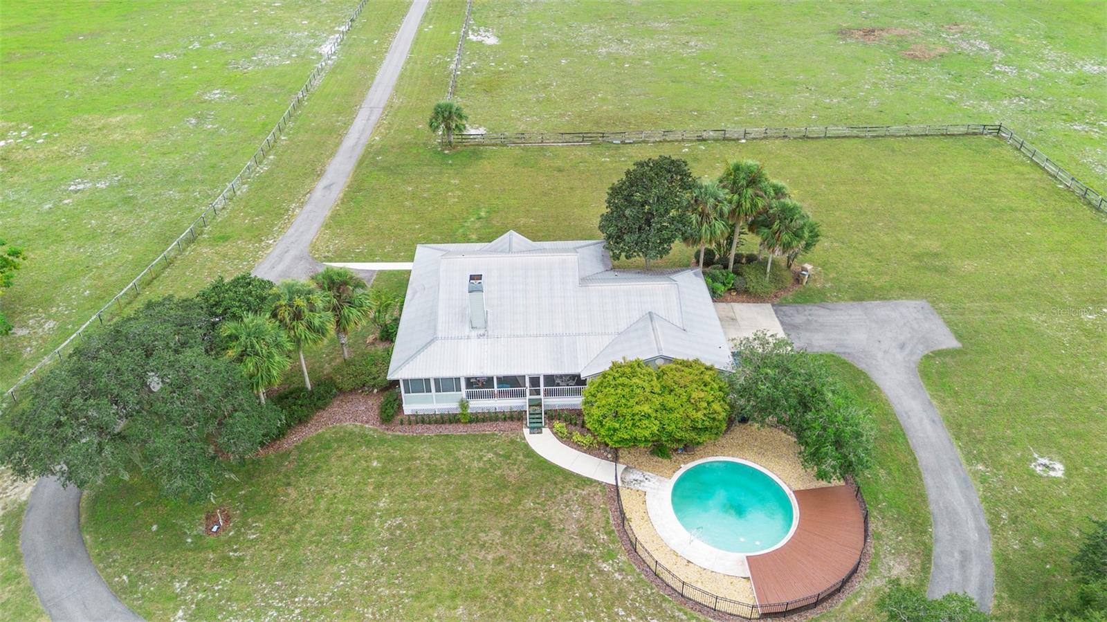 42554 MAGGIE JONES RD, PAISLEY, FL, 32767