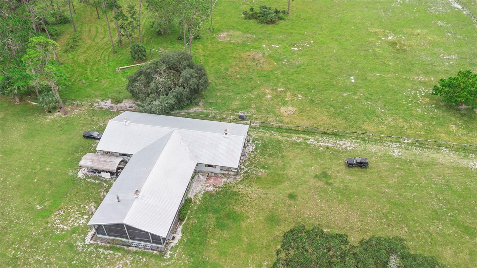 42554 MAGGIE JONES RD, PAISLEY, FL, 32767