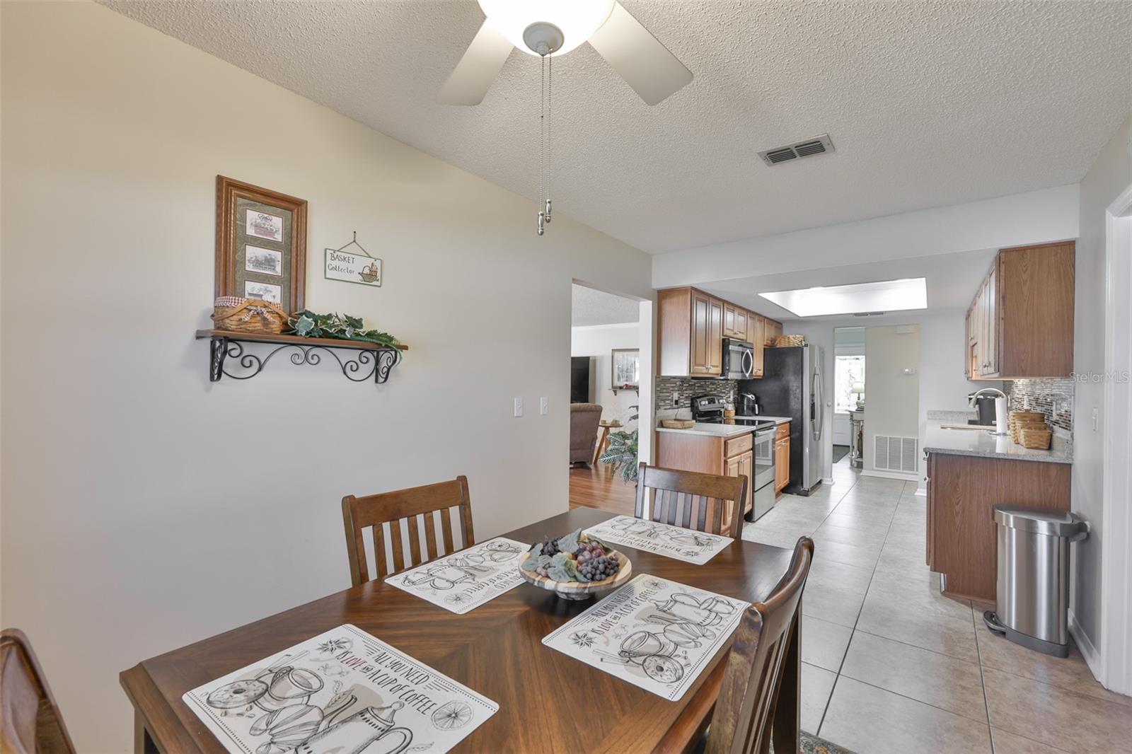 1806 WEDGE CT, SUN CITY CENTER, FL, 33573