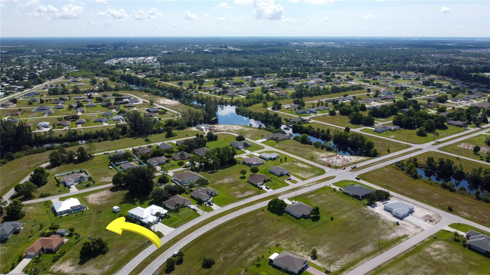 4239 E GATOR CIR, CAPE CORAL, FL, 33909