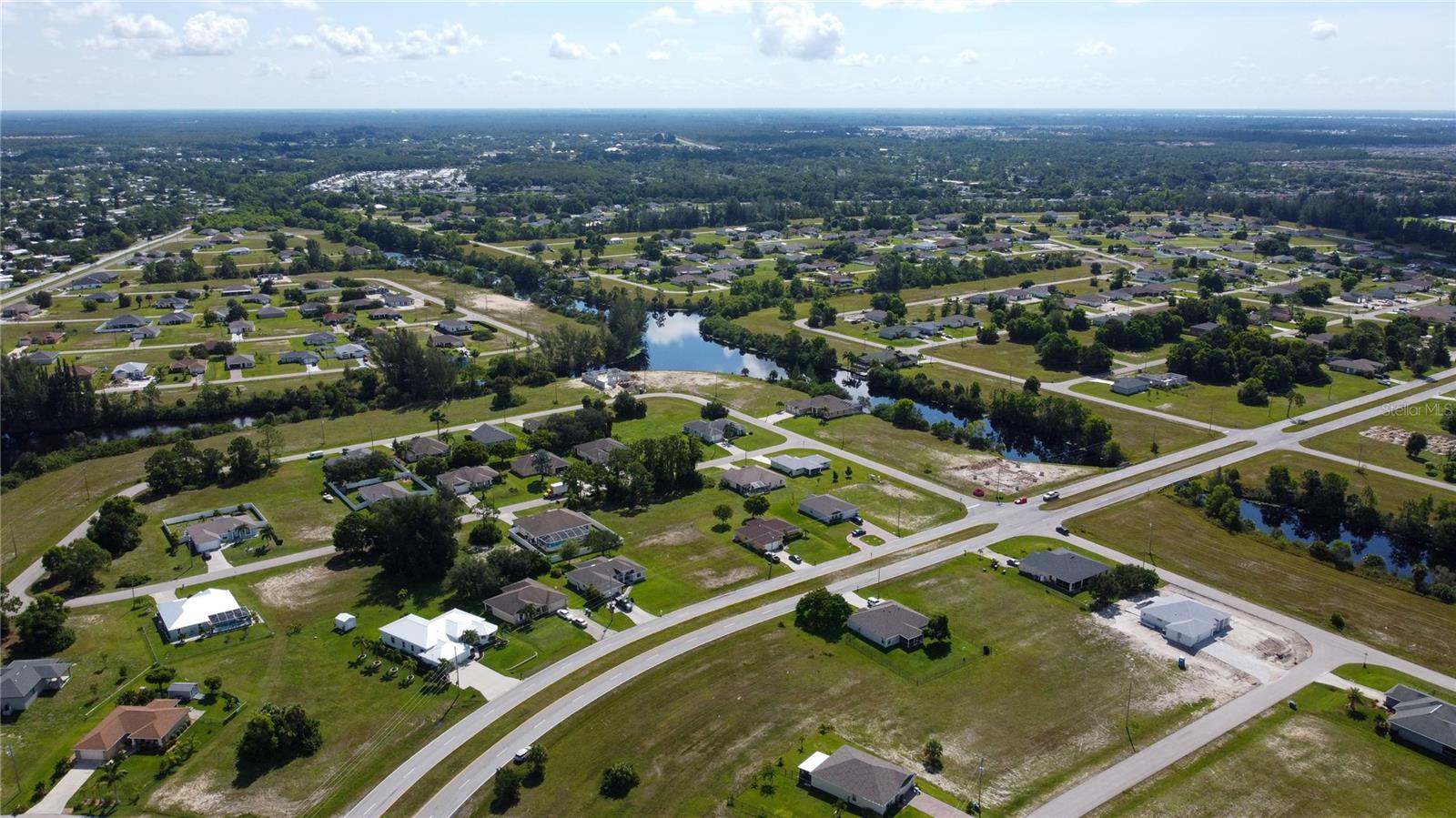 4239 E GATOR CIR, CAPE CORAL, FL, 33909