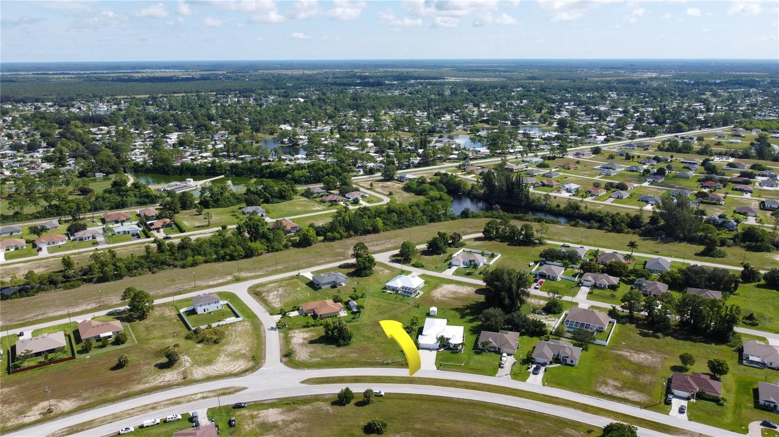 4239 E GATOR CIR, CAPE CORAL, FL, 33909