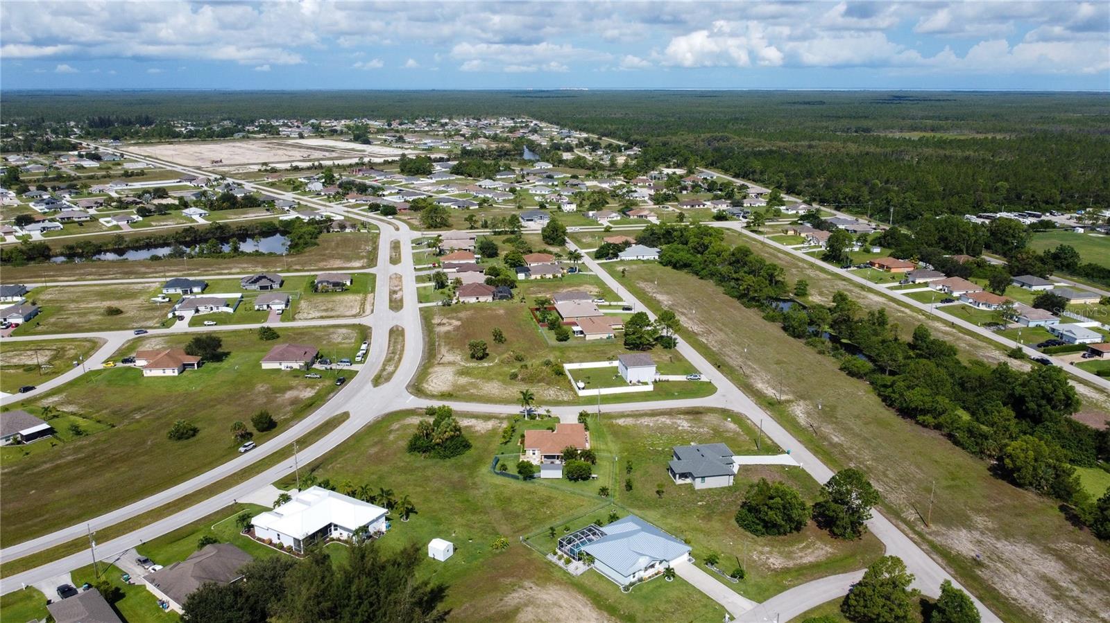 4239 E GATOR CIR, CAPE CORAL, FL, 33909