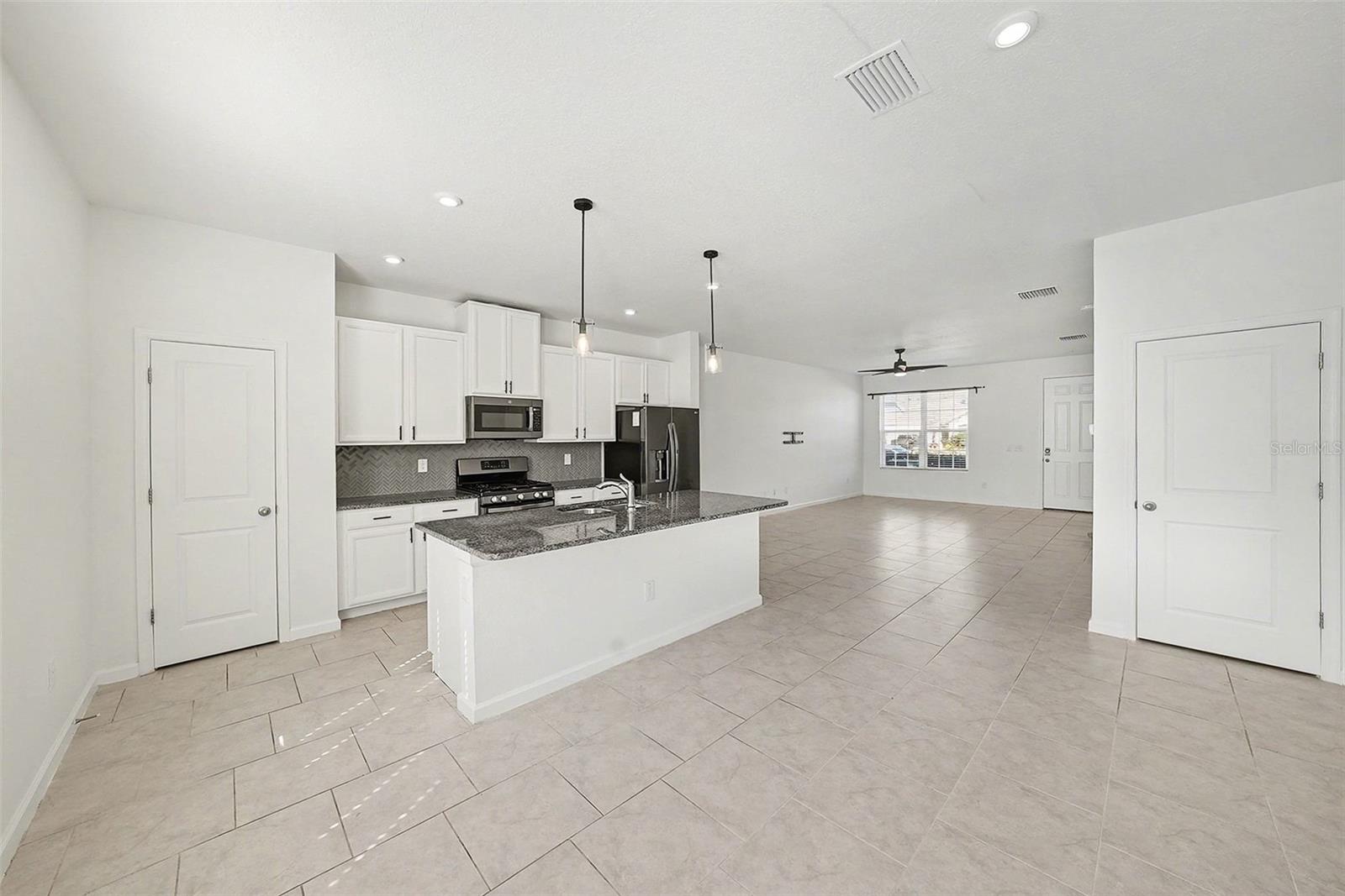 15442 CARAVAN AVE, ODESSA, FL, 33556