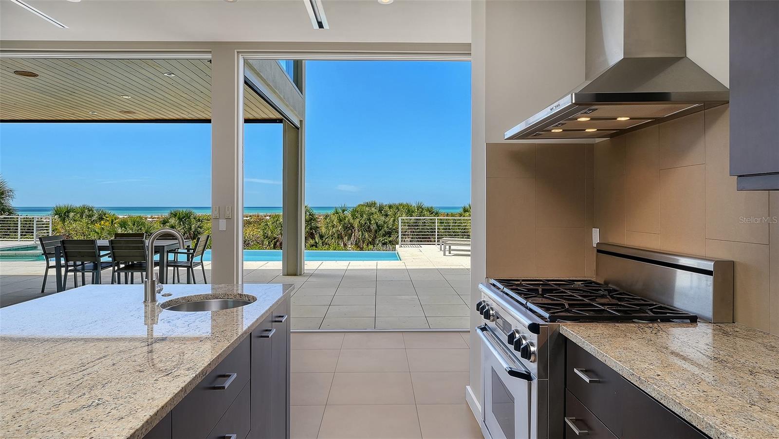 A4680584 Property Photo