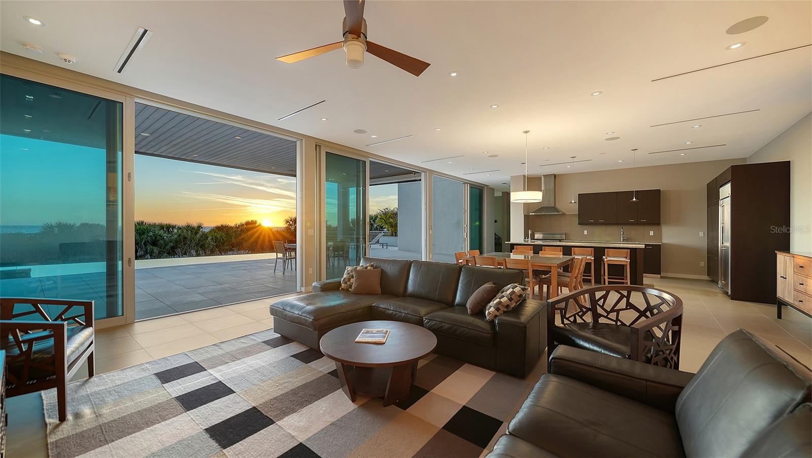 A4680584 Property Photo