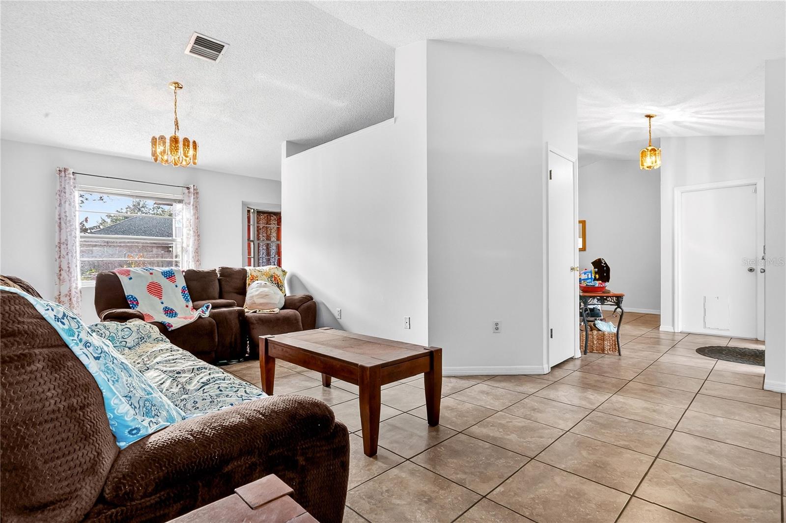 10400 SUMMIT SQUARE DR, LEESBURG, FL, 34788