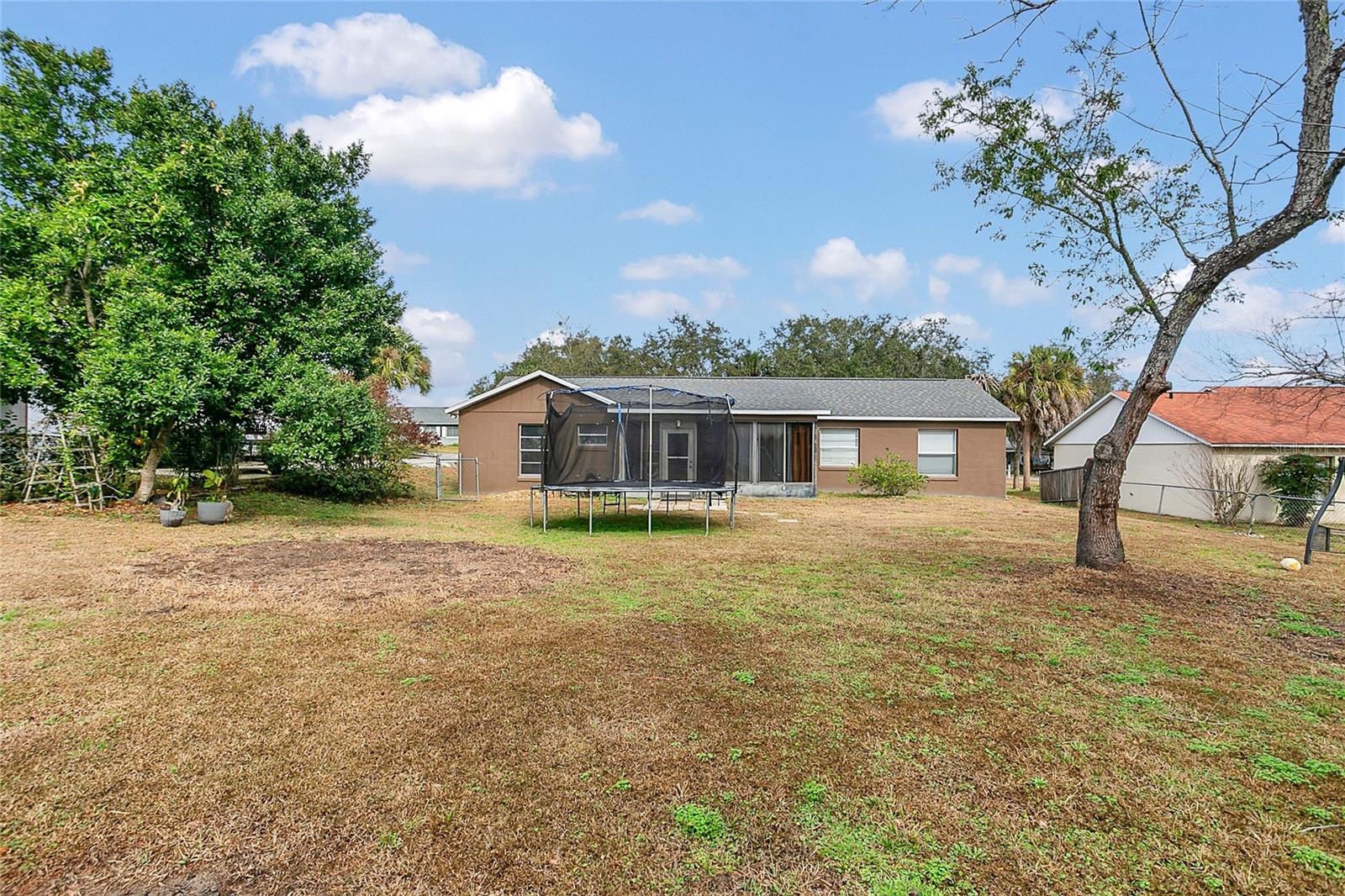 10400 SUMMIT SQUARE DR, LEESBURG, FL, 34788