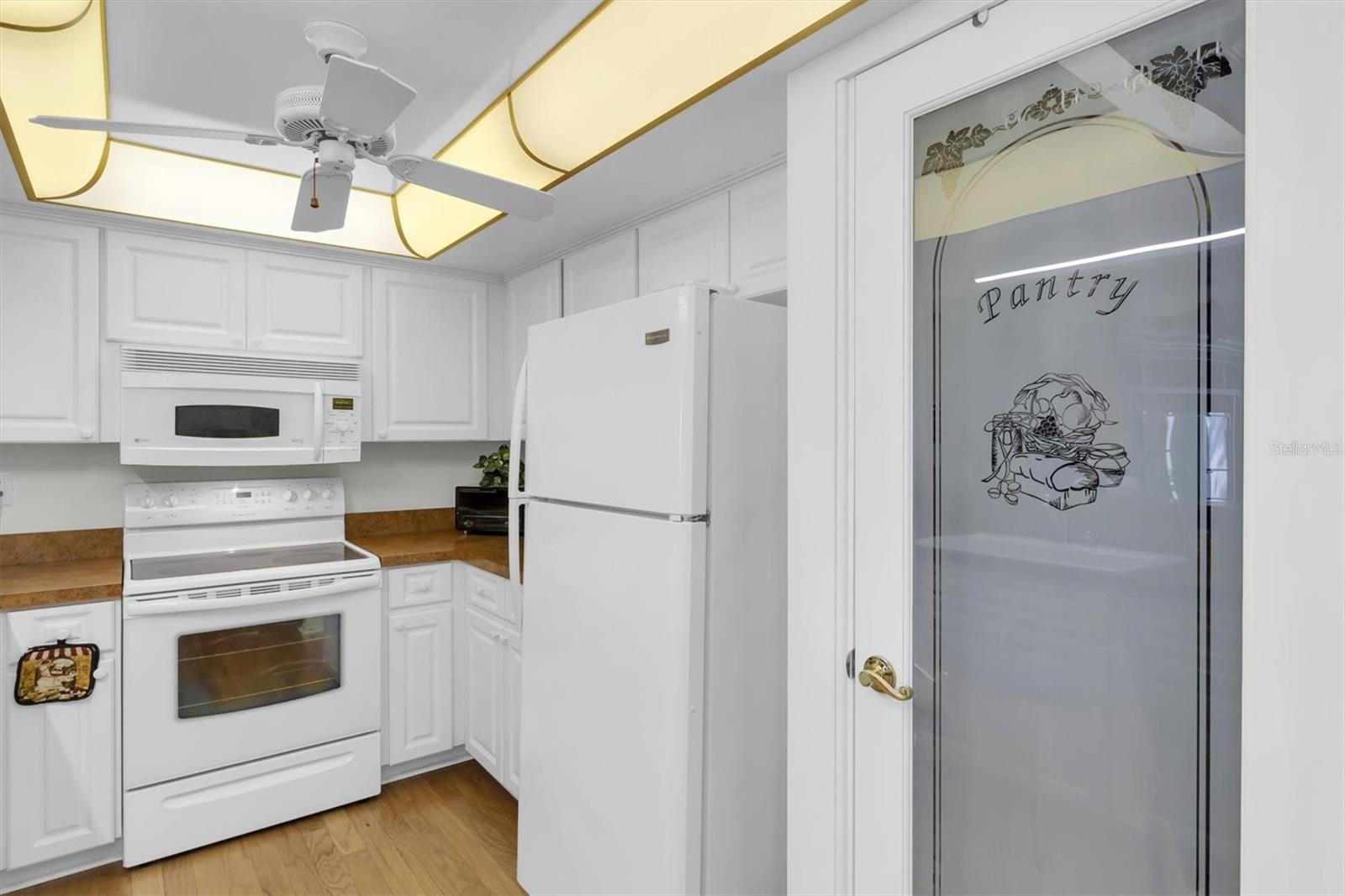 8141 BRADDOCK CIR #3, PORT RICHEY, FL, 34668