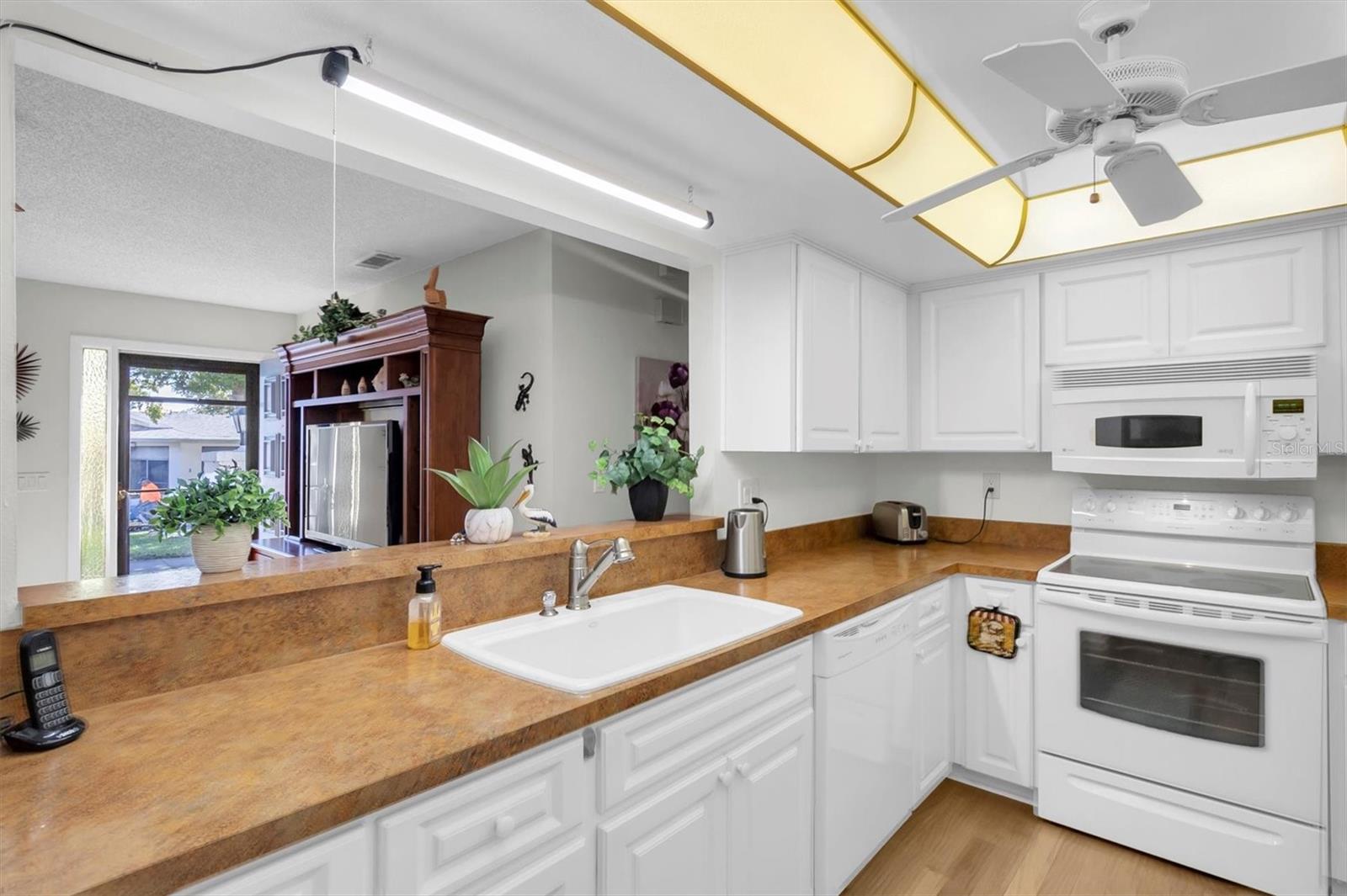 8141 BRADDOCK CIR #3, PORT RICHEY, FL, 34668