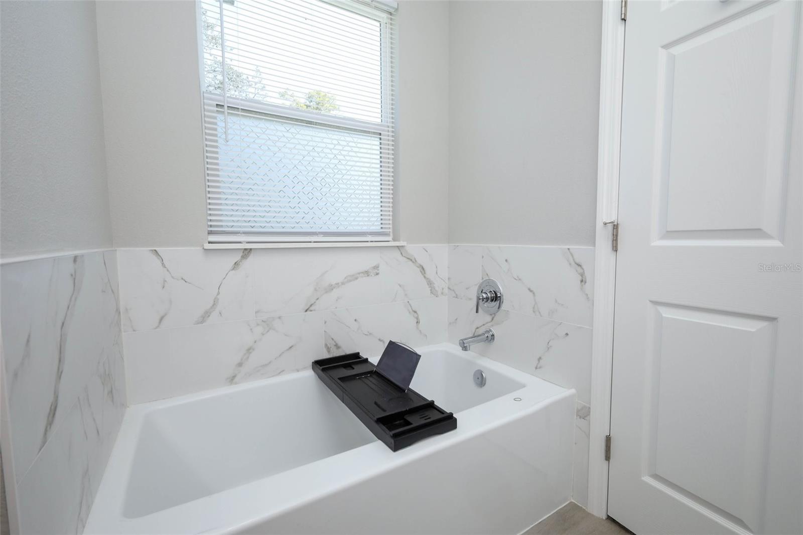 146 E 15TH ST, APOPKA, FL, 32703