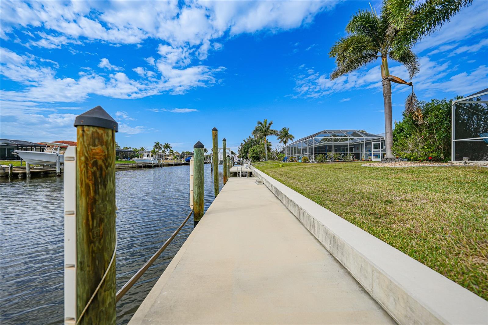 495 BELVEDERE CT, PUNTA GORDA, FL, 33950