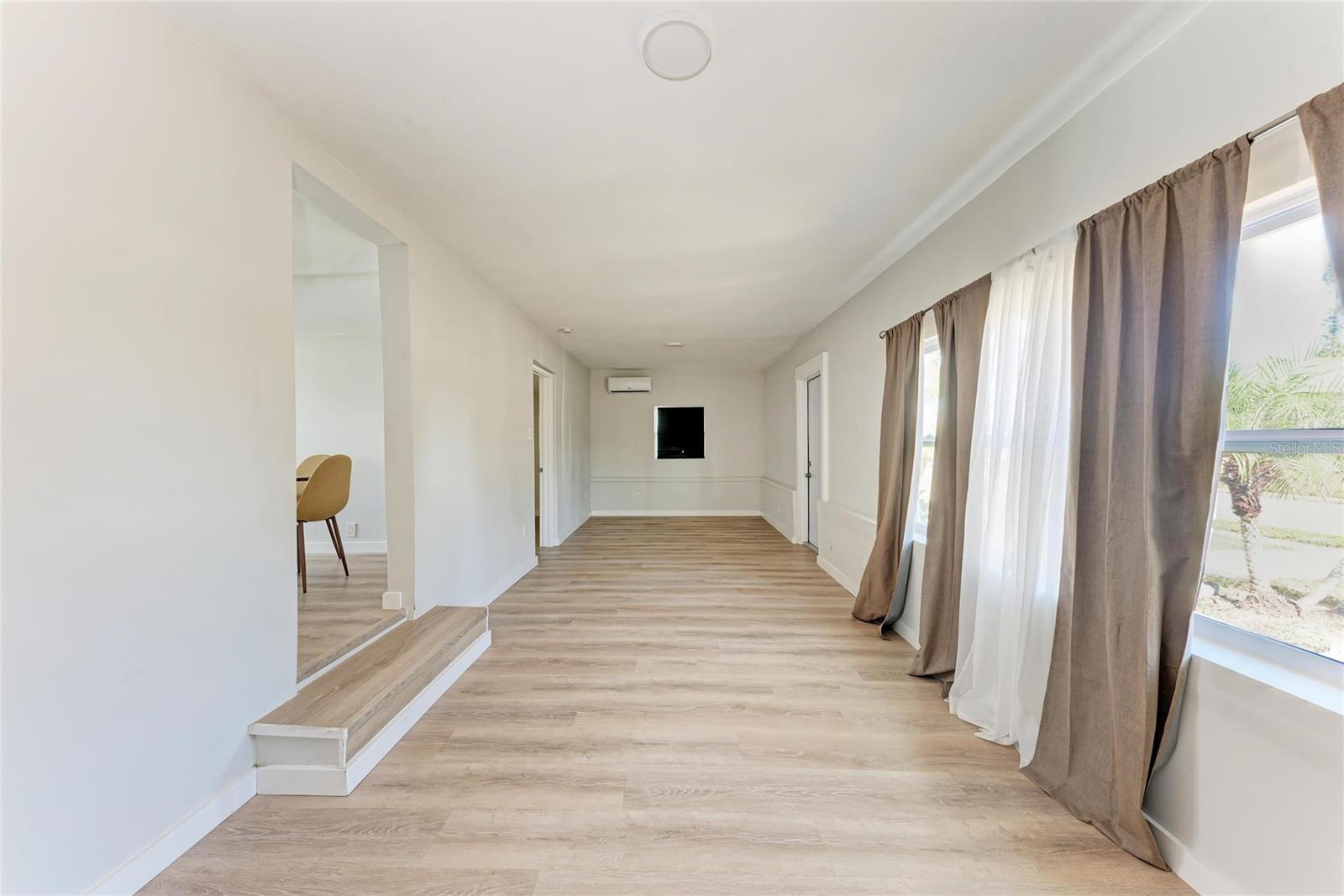 702 20TH AVE W, BRADENTON, FL, 34205