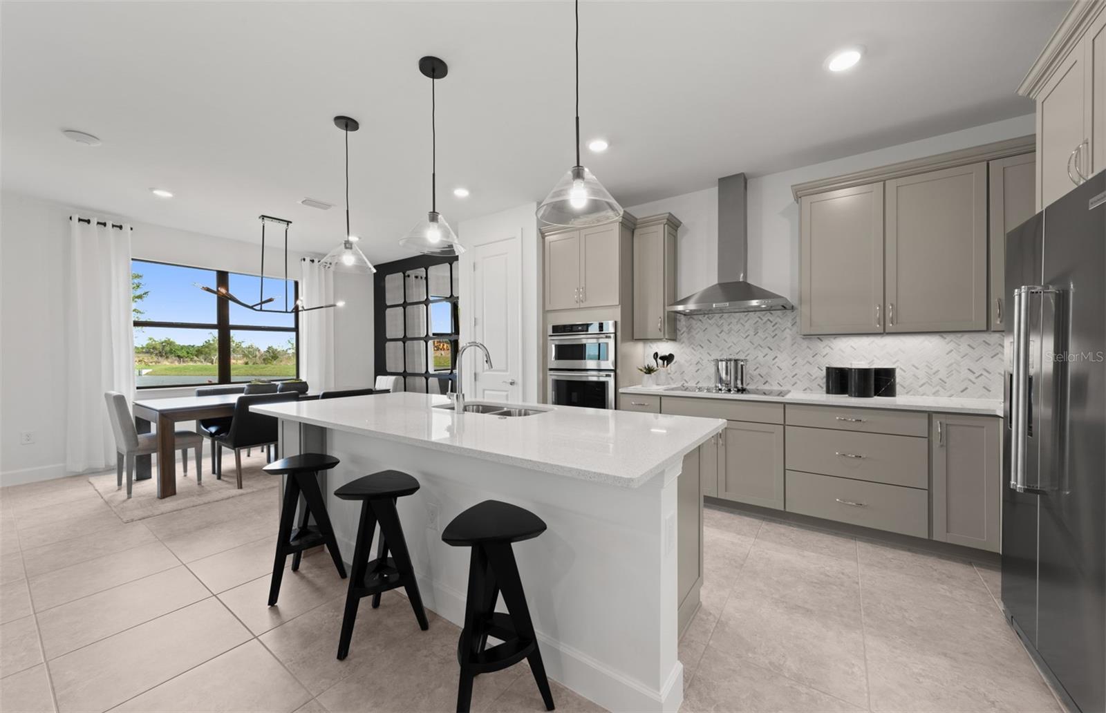 833 BALLEBY TRL, BRADENTON, FL, 34212