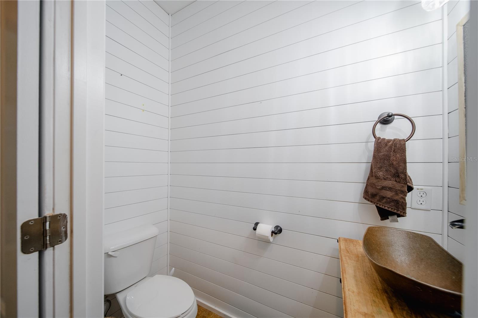 2724 SUNCOAST LAKES BLVD, PUNTA GORDA, FL, 33980