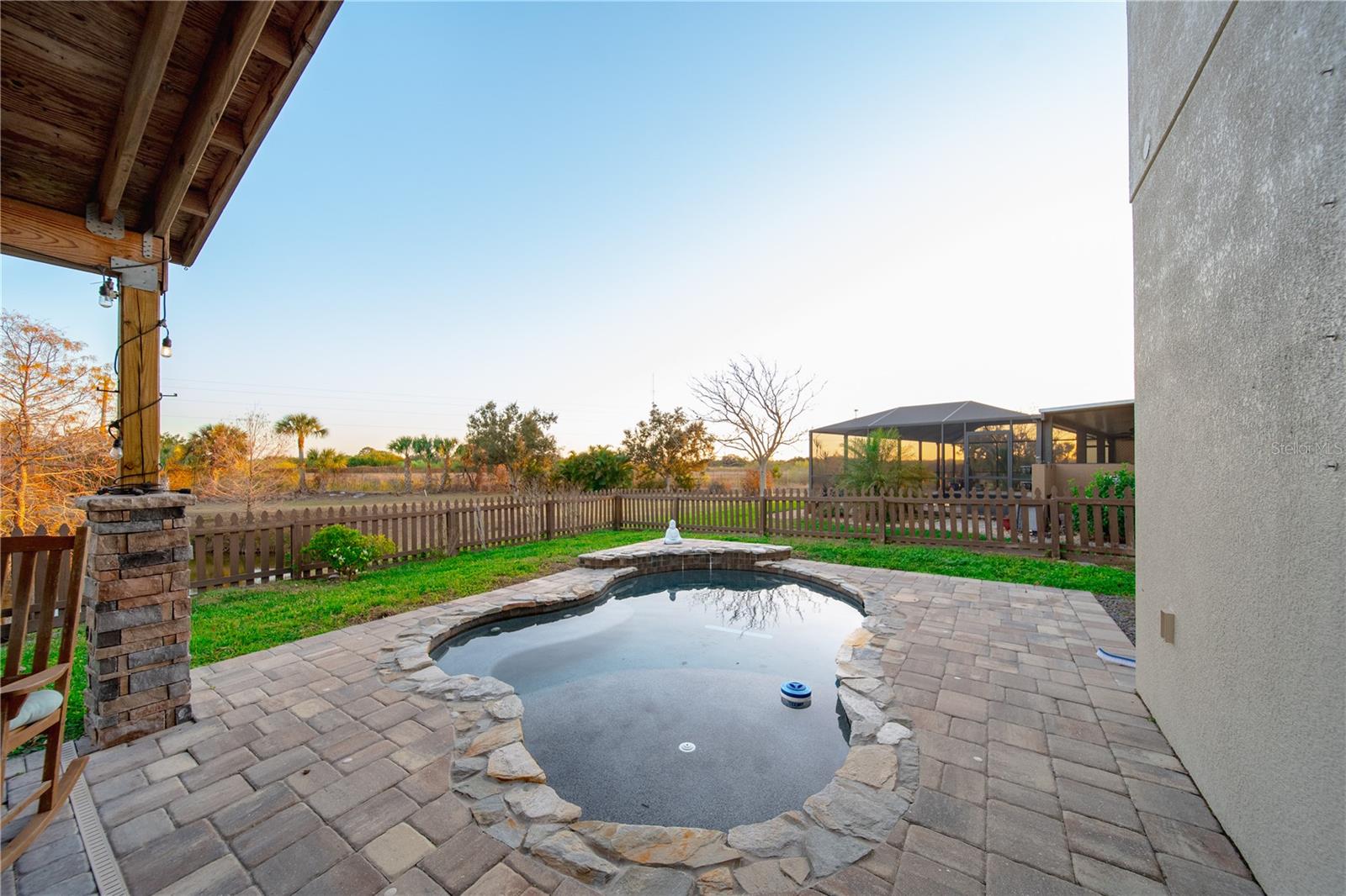 2724 SUNCOAST LAKES BLVD, PUNTA GORDA, FL, 33980