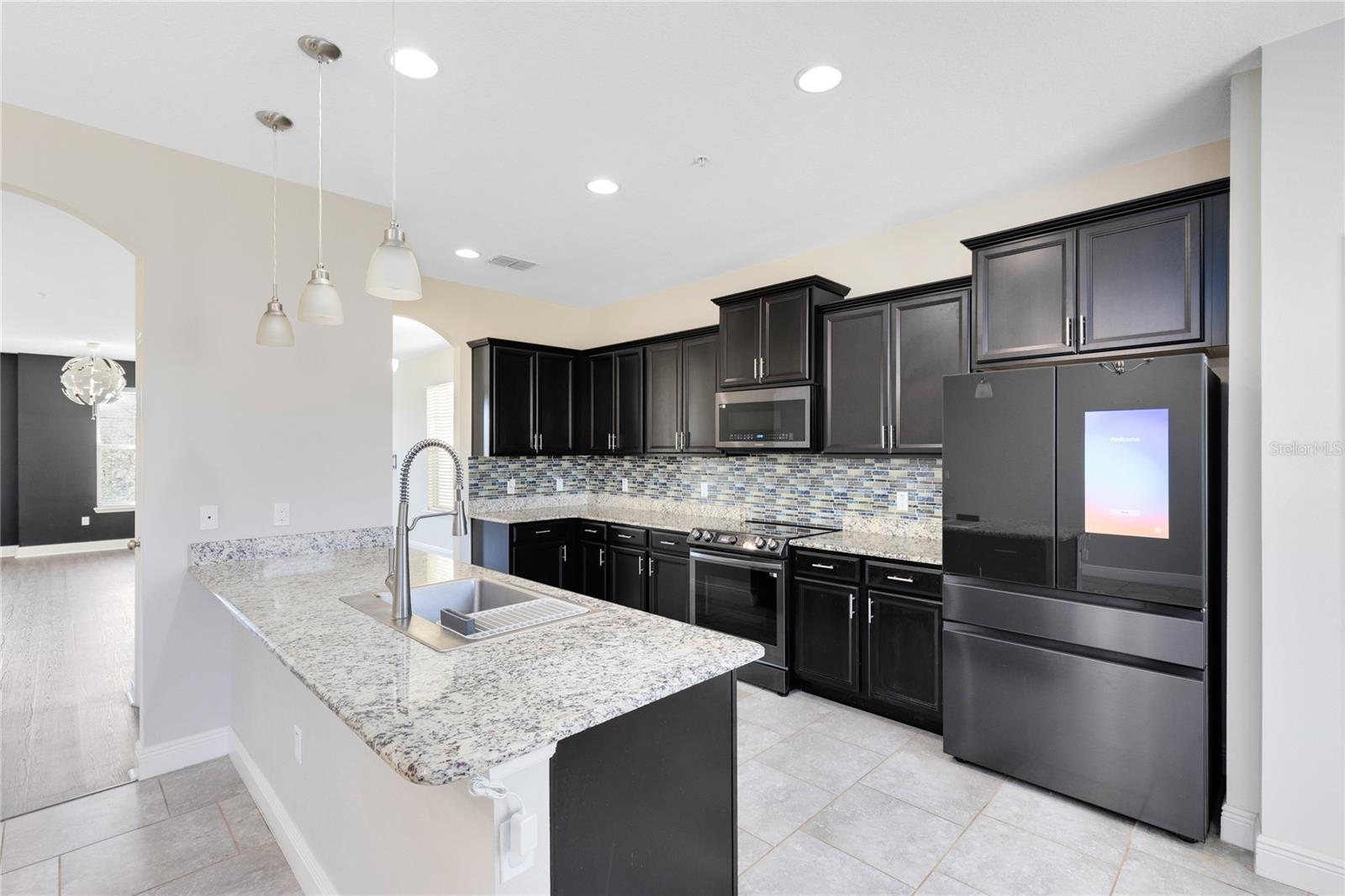 10033 TOWN LAKE DR, ORLANDO, FL, 32832