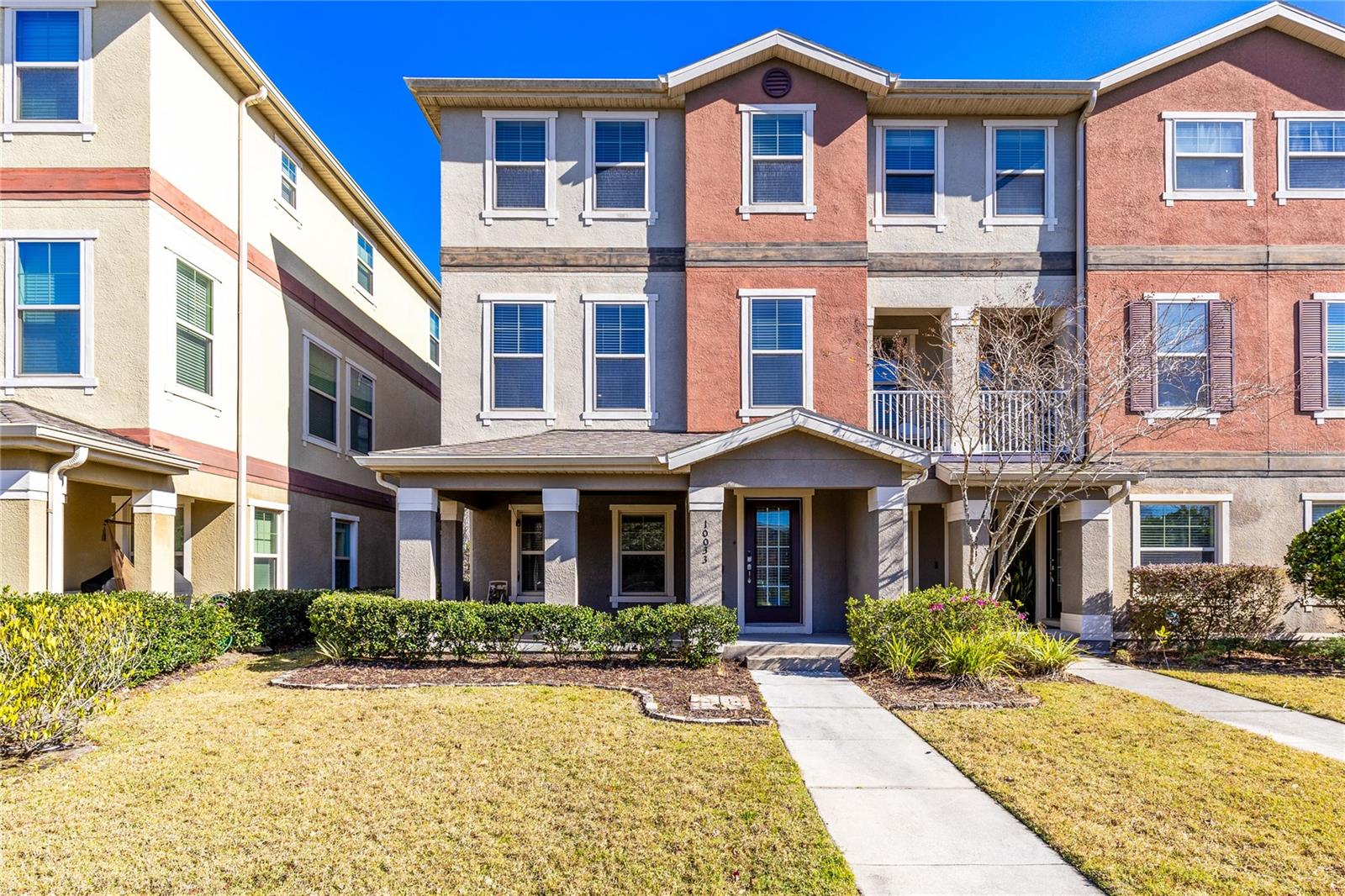 10033 TOWN LAKE DR, ORLANDO, FL, 32832