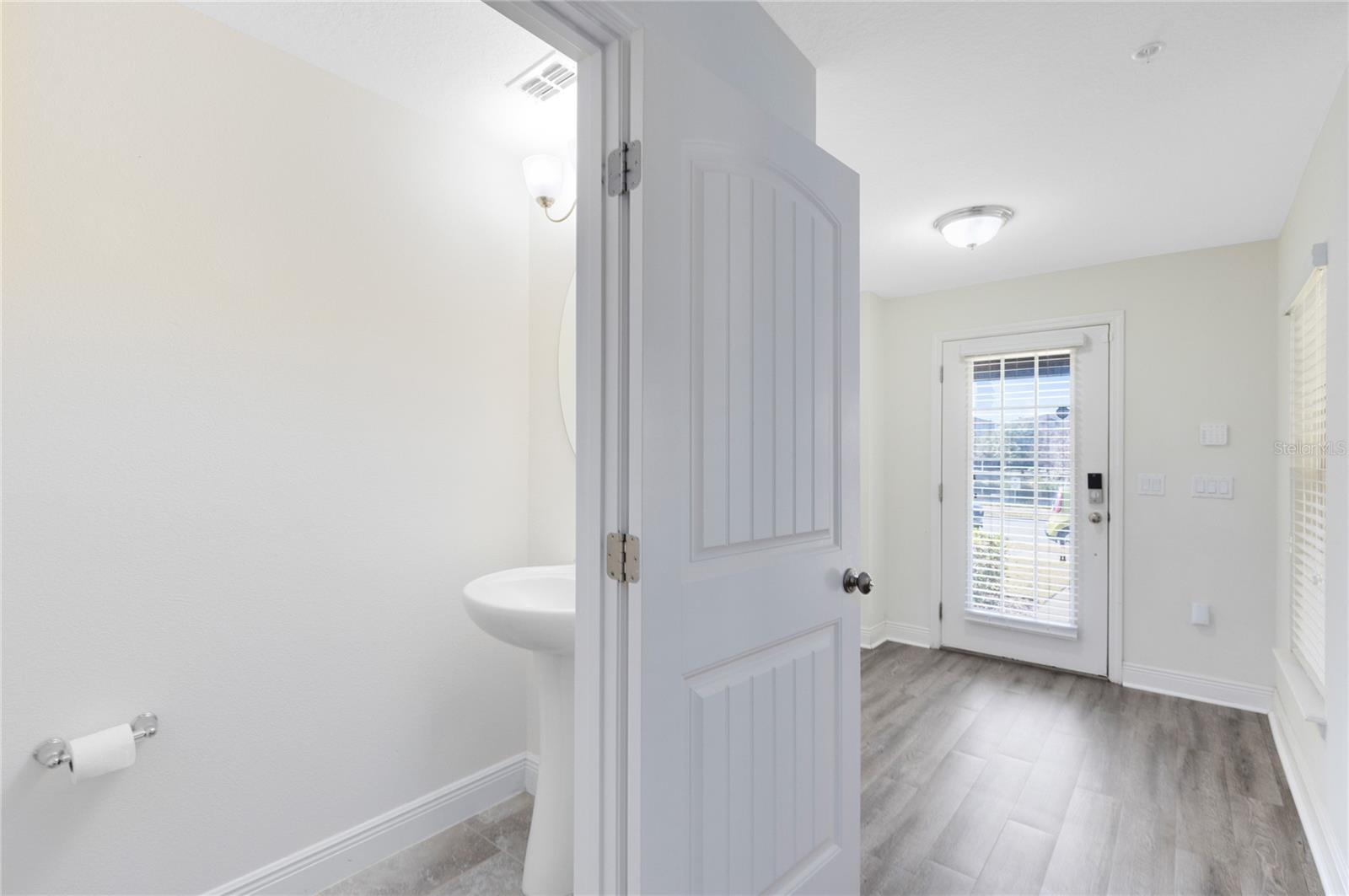 10033 TOWN LAKE DR, ORLANDO, FL, 32832