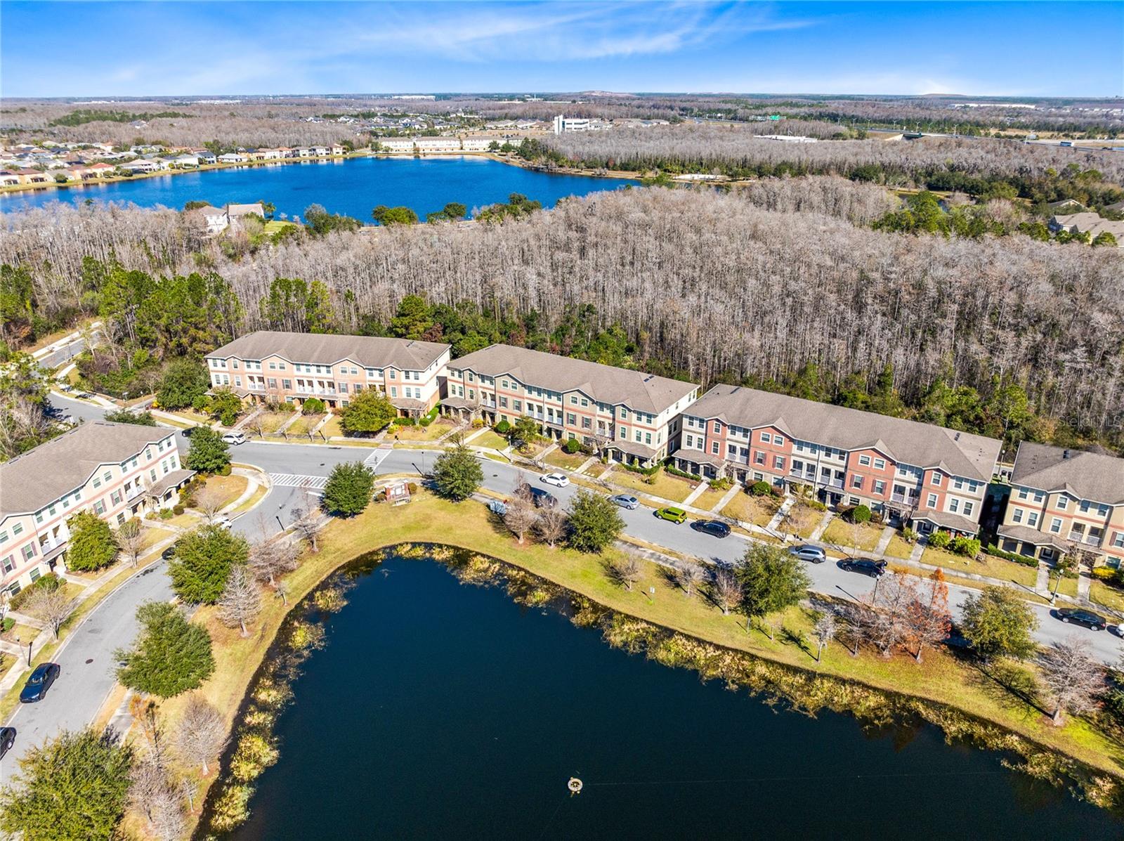 10033 TOWN LAKE DR, ORLANDO, FL, 32832