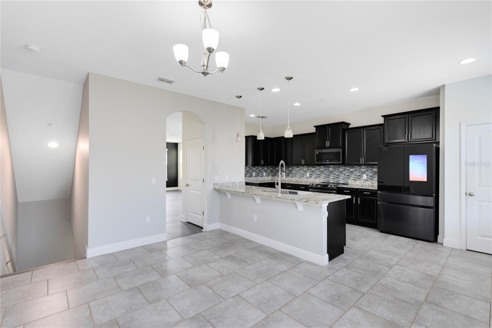 10033 TOWN LAKE DR, ORLANDO, FL, 32832