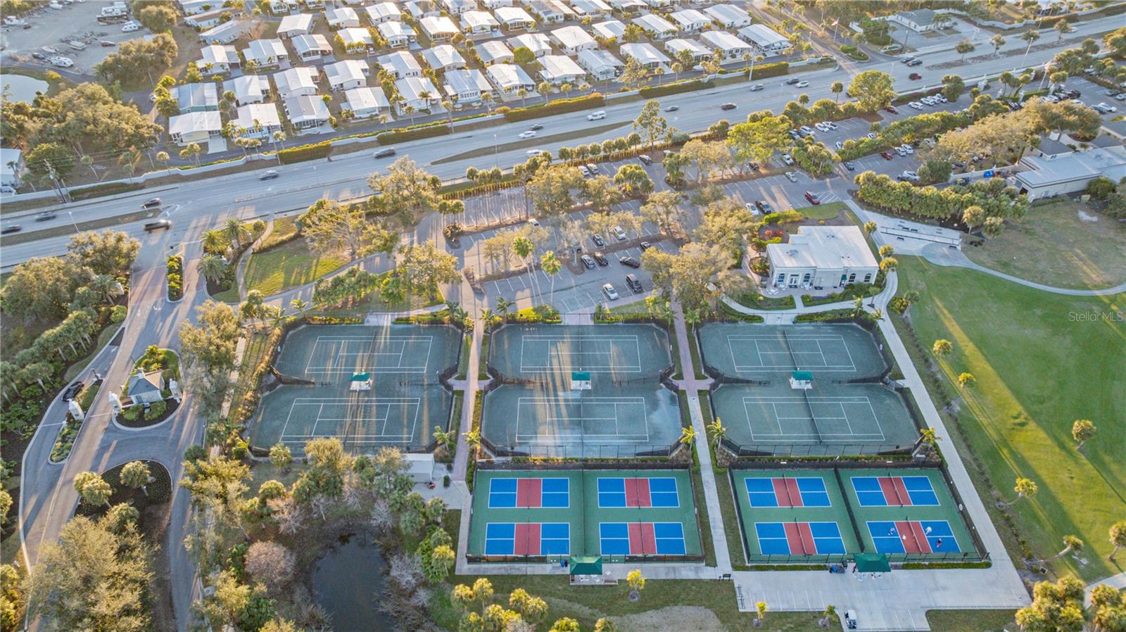 26683 RAPHIS ROYALE BLVD, ENGLEWOOD, FL, 34223