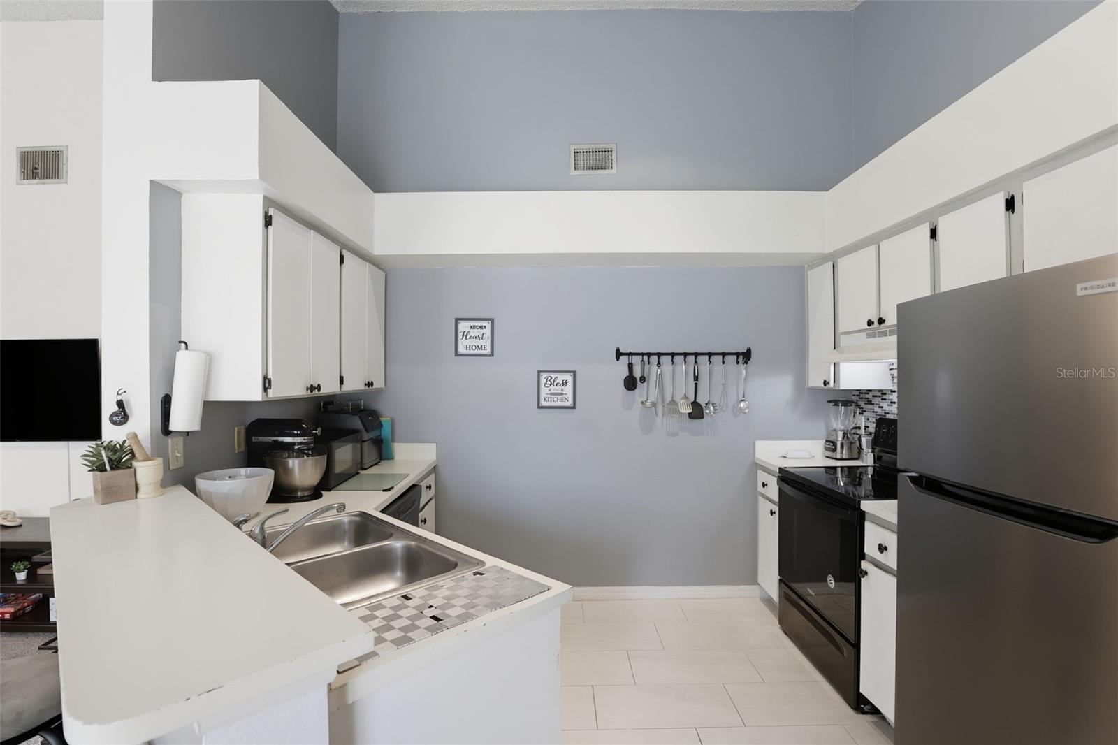 4684 PEMBROOK PL #I-205, ORLANDO, FL, 32811