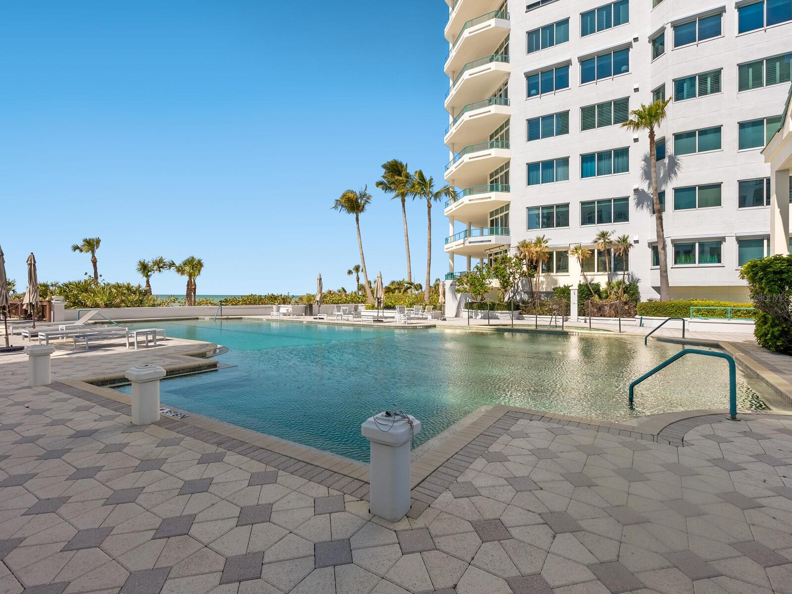 655 LONGBOAT CLUB RD #1PH, LONGBOAT KEY, FL, 34228